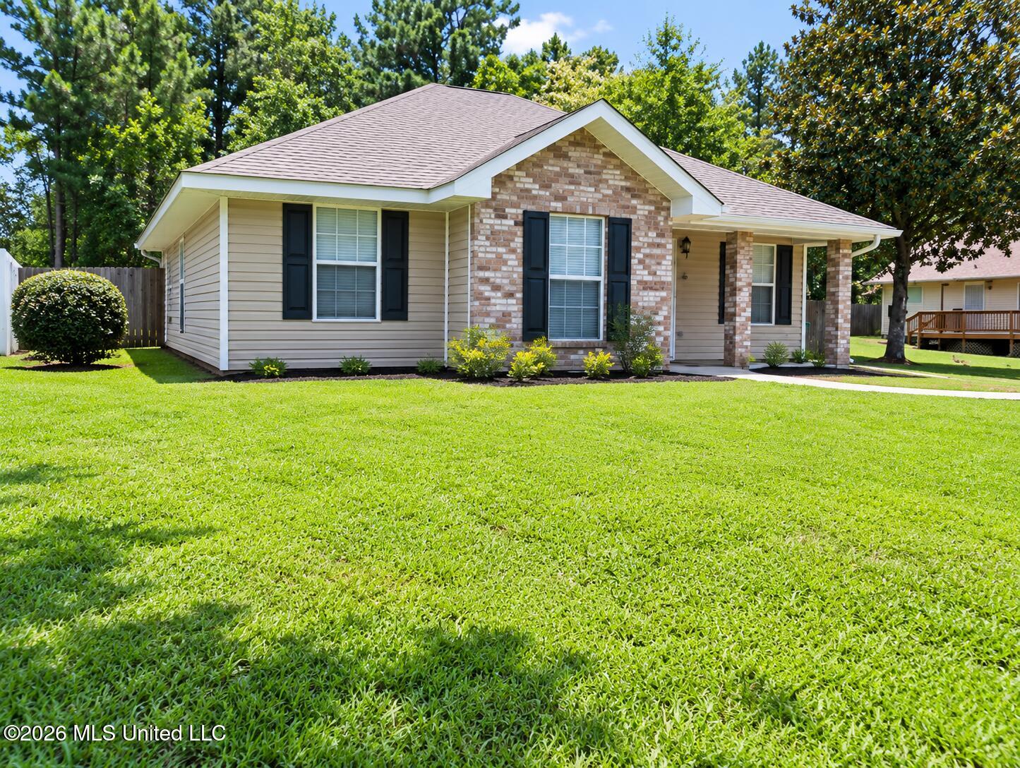 1078 Lilinoe Way Property Photo 2