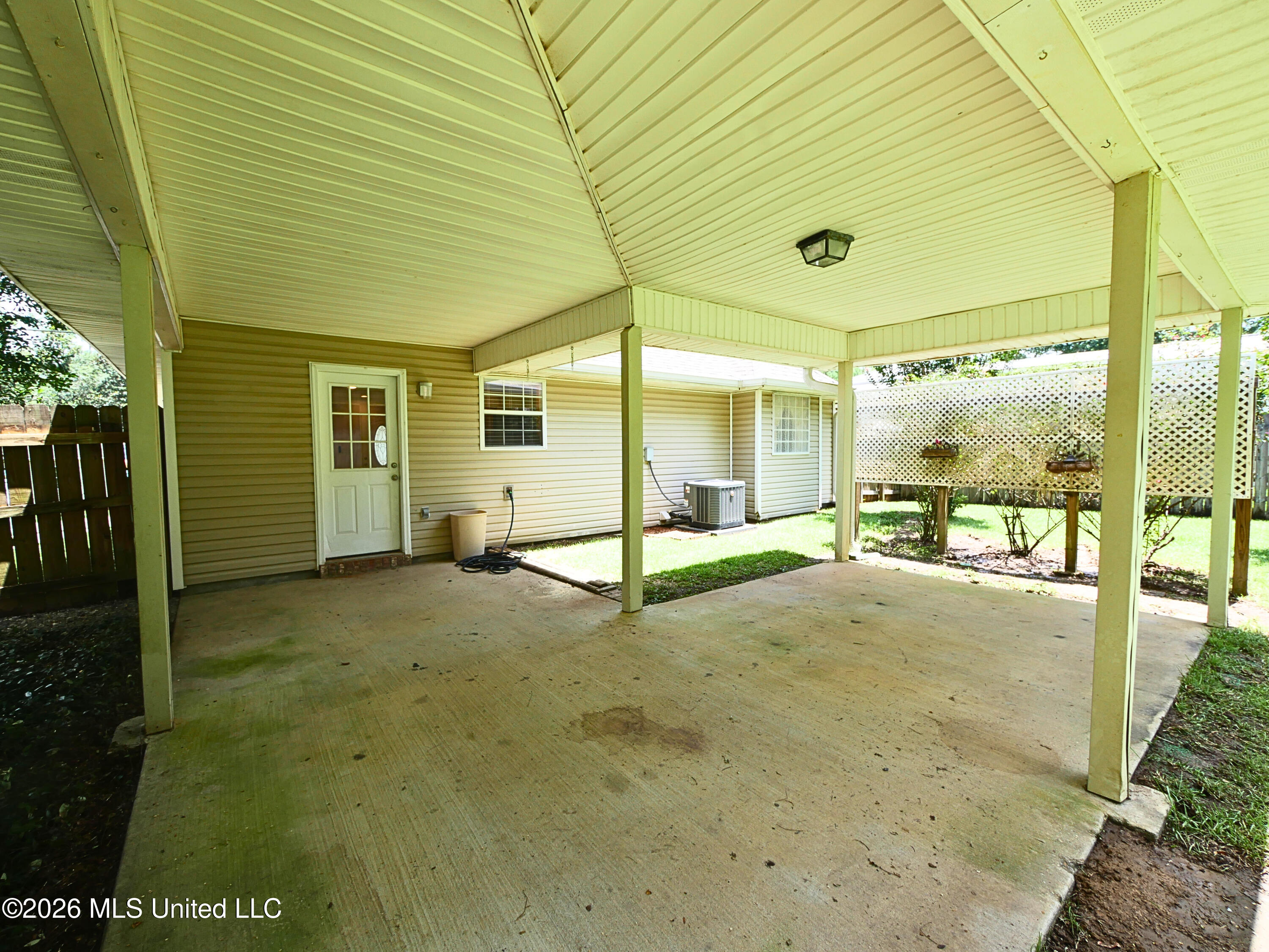 1078 Lilinoe Way Property Photo 21