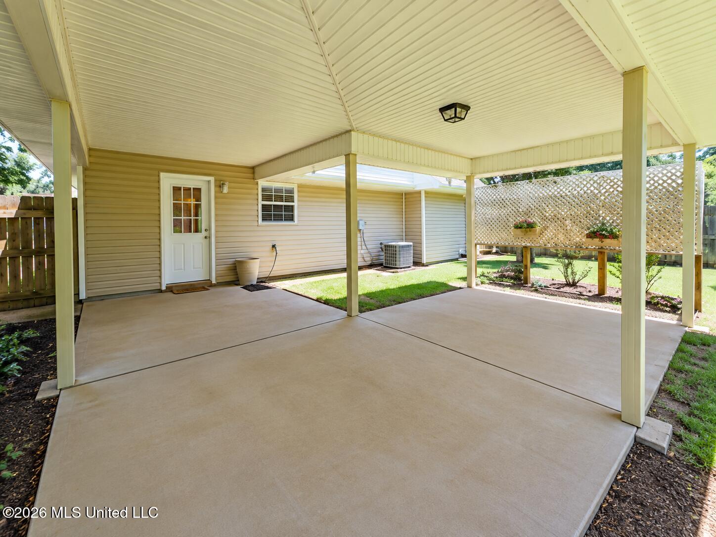 1078 Lilinoe Way Property Photo 21