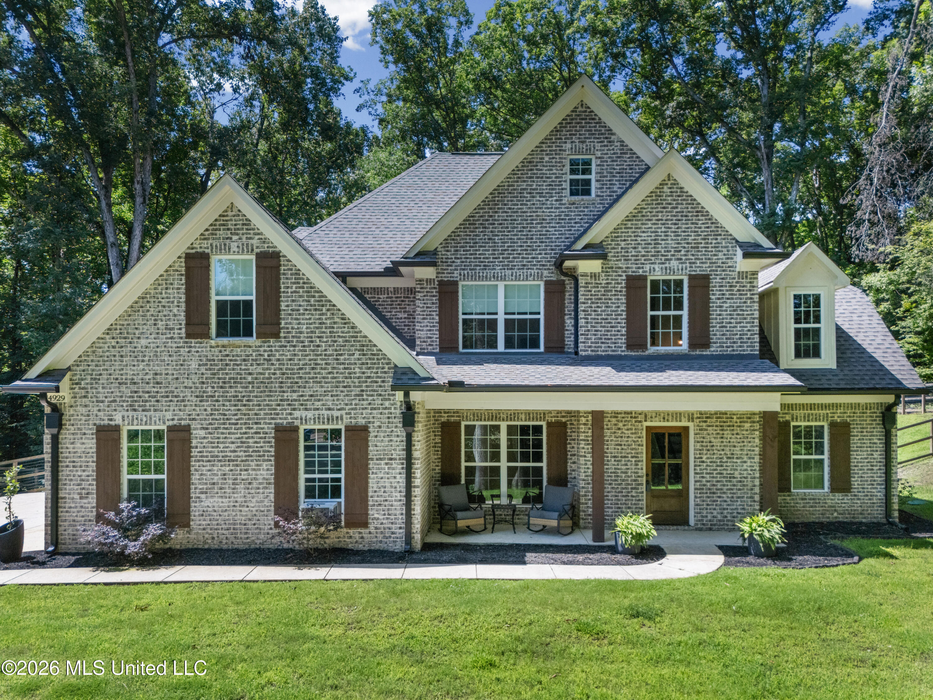 14929 Strickland Road Property Photo 1