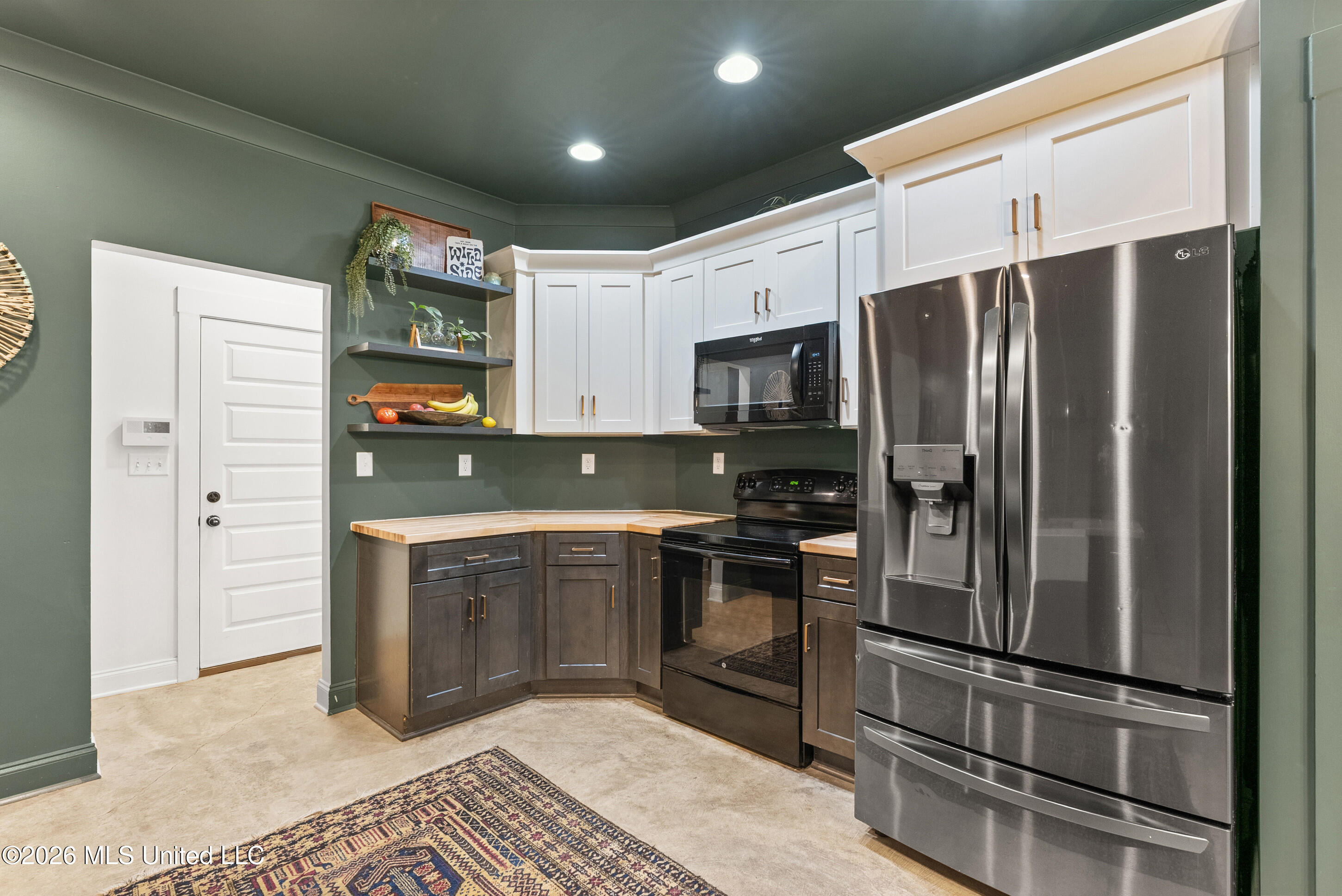 14929 Strickland Road Property Photo 8