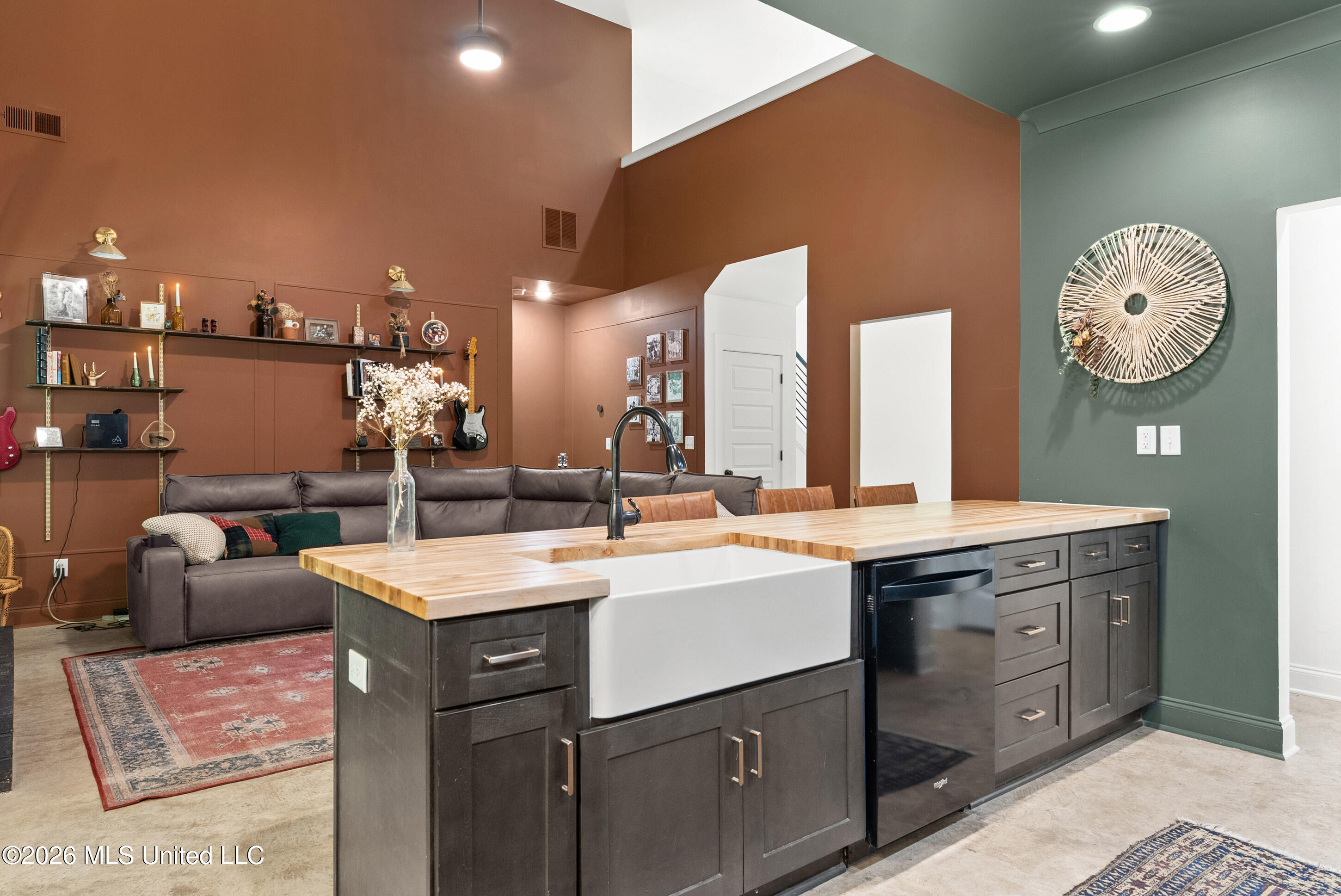 14929 Strickland Road Property Photo 10