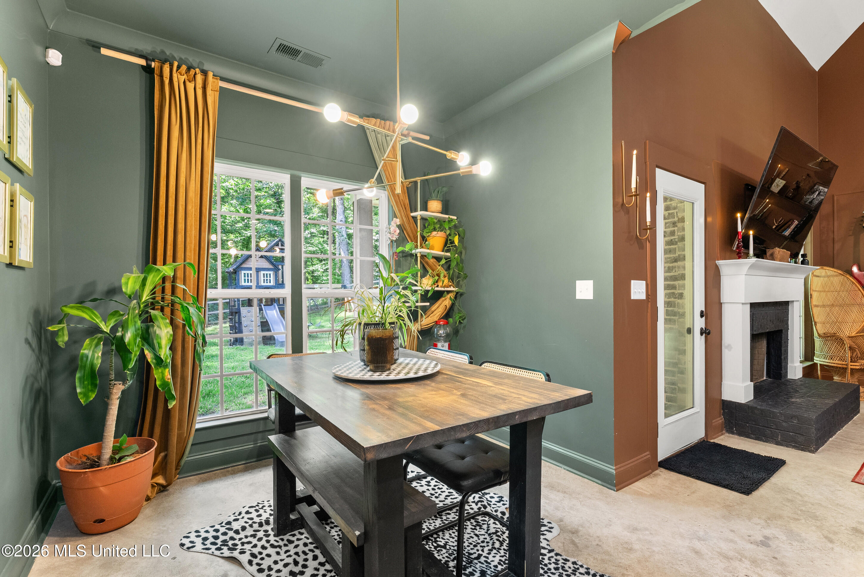 14929 Strickland Road Property Photo 11