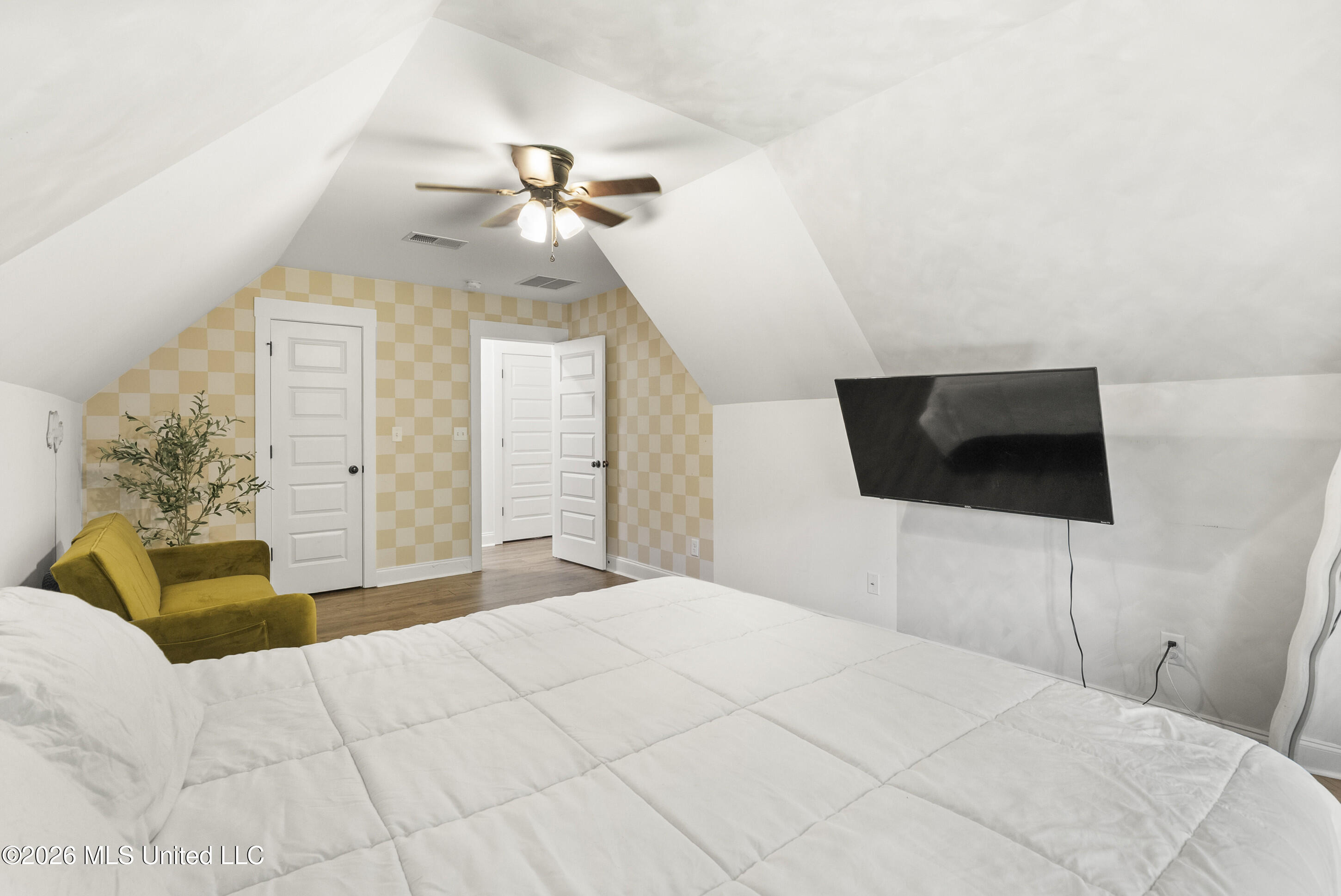 14929 Strickland Road Property Photo 27