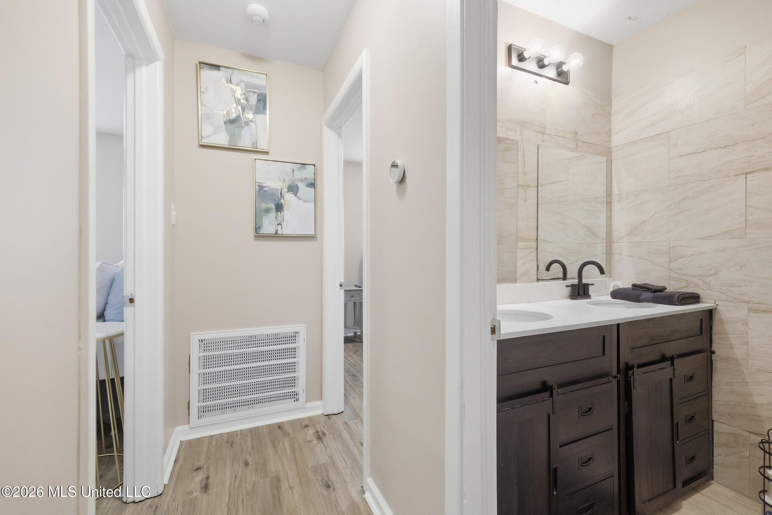 2130 Driftwood Drive Property Photo 17