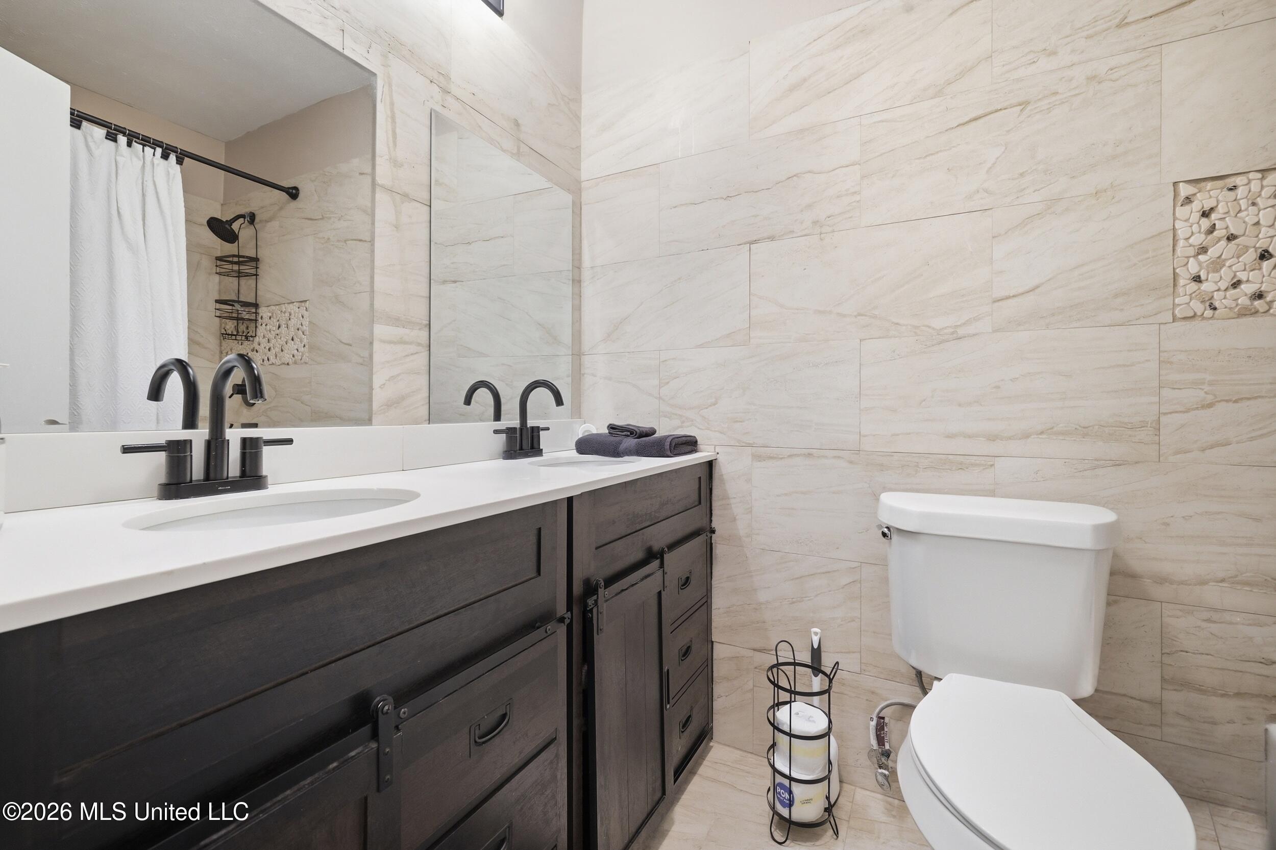 2130 Driftwood Drive Property Photo 18