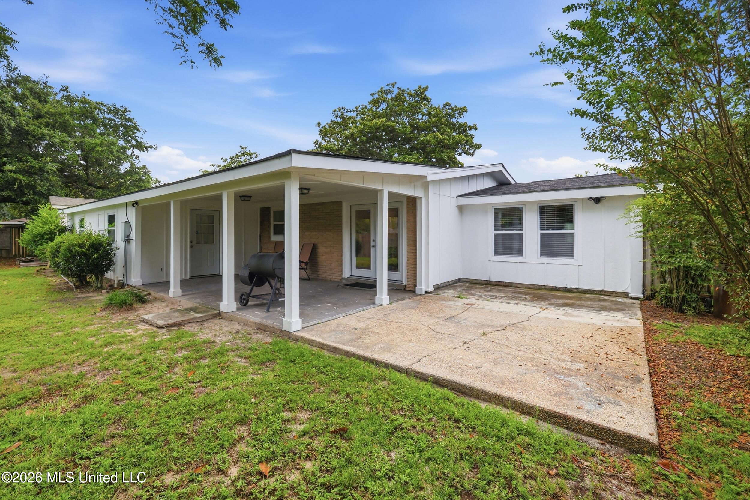 2130 Driftwood Drive Property Photo 29
