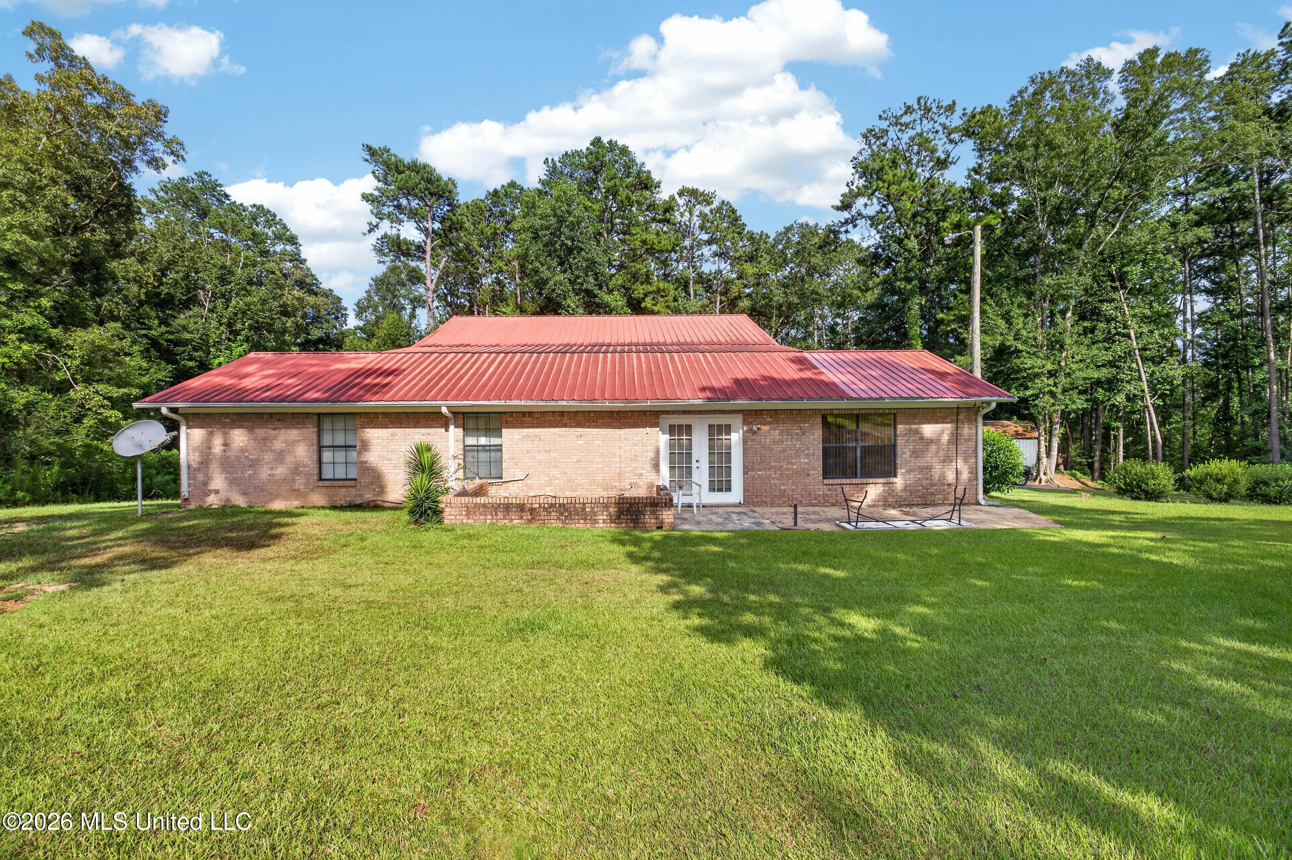 929 Crooked Creek Road Property Photo 11