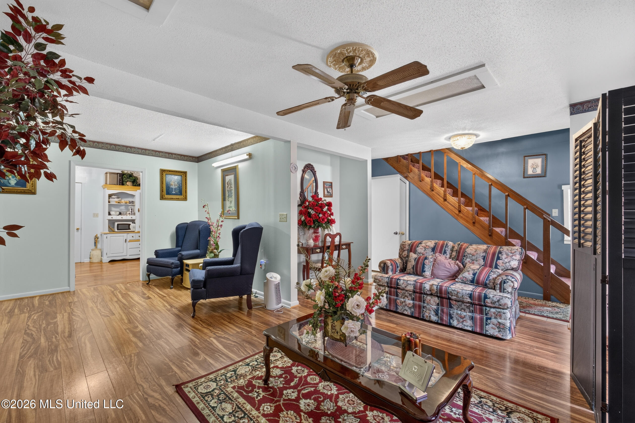 929 Crooked Creek Road Property Photo 16