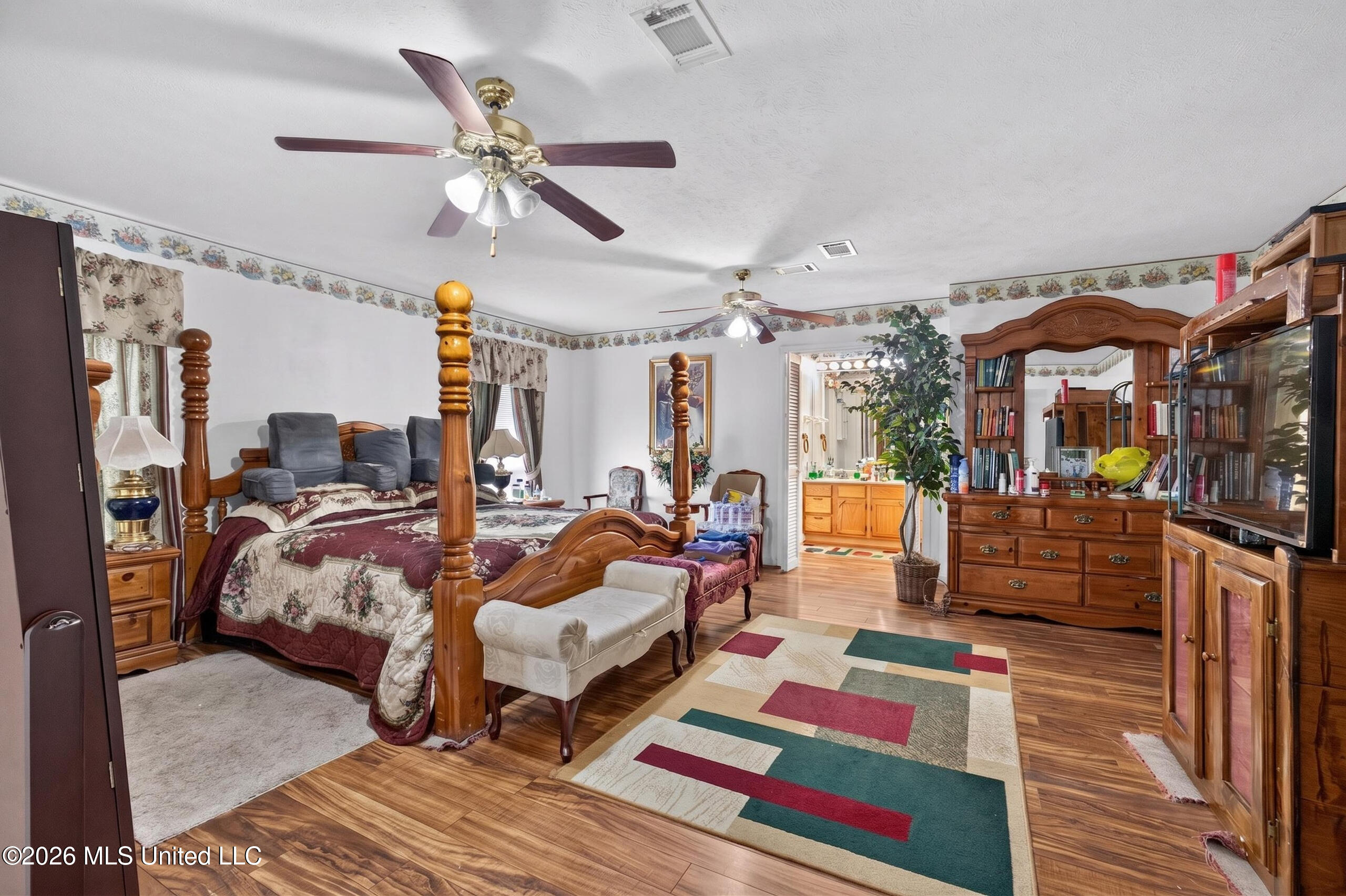 929 Crooked Creek Road Property Photo 26