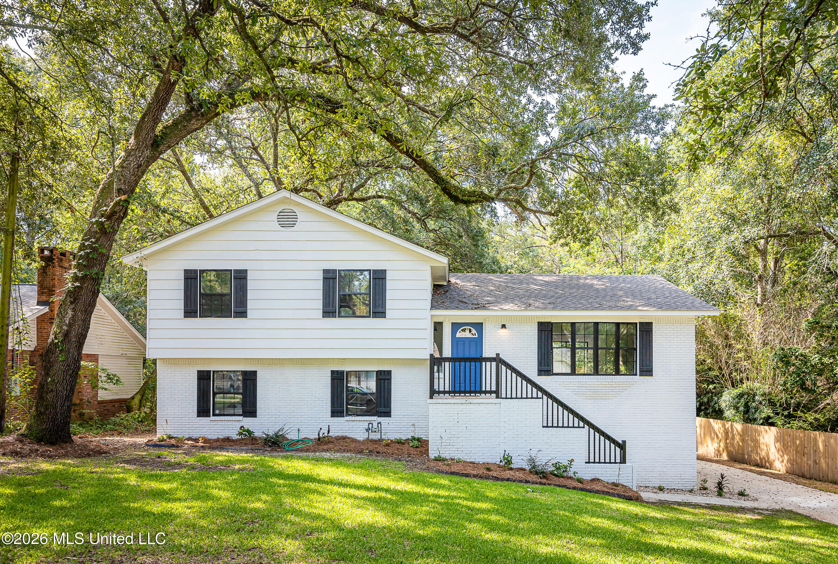 2550 Davidson Road Property Photo 1
