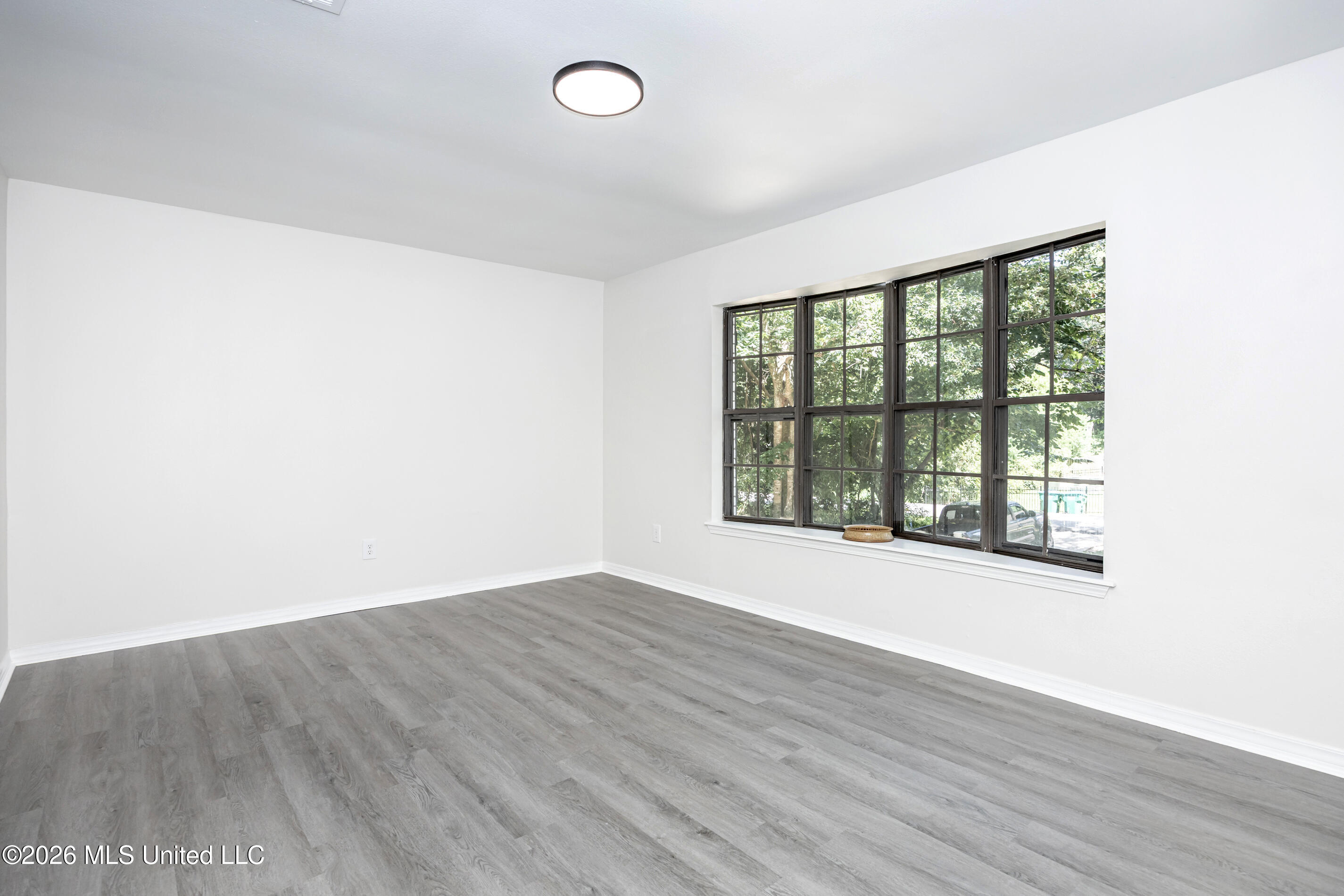 2550 Davidson Road Property Photo 10