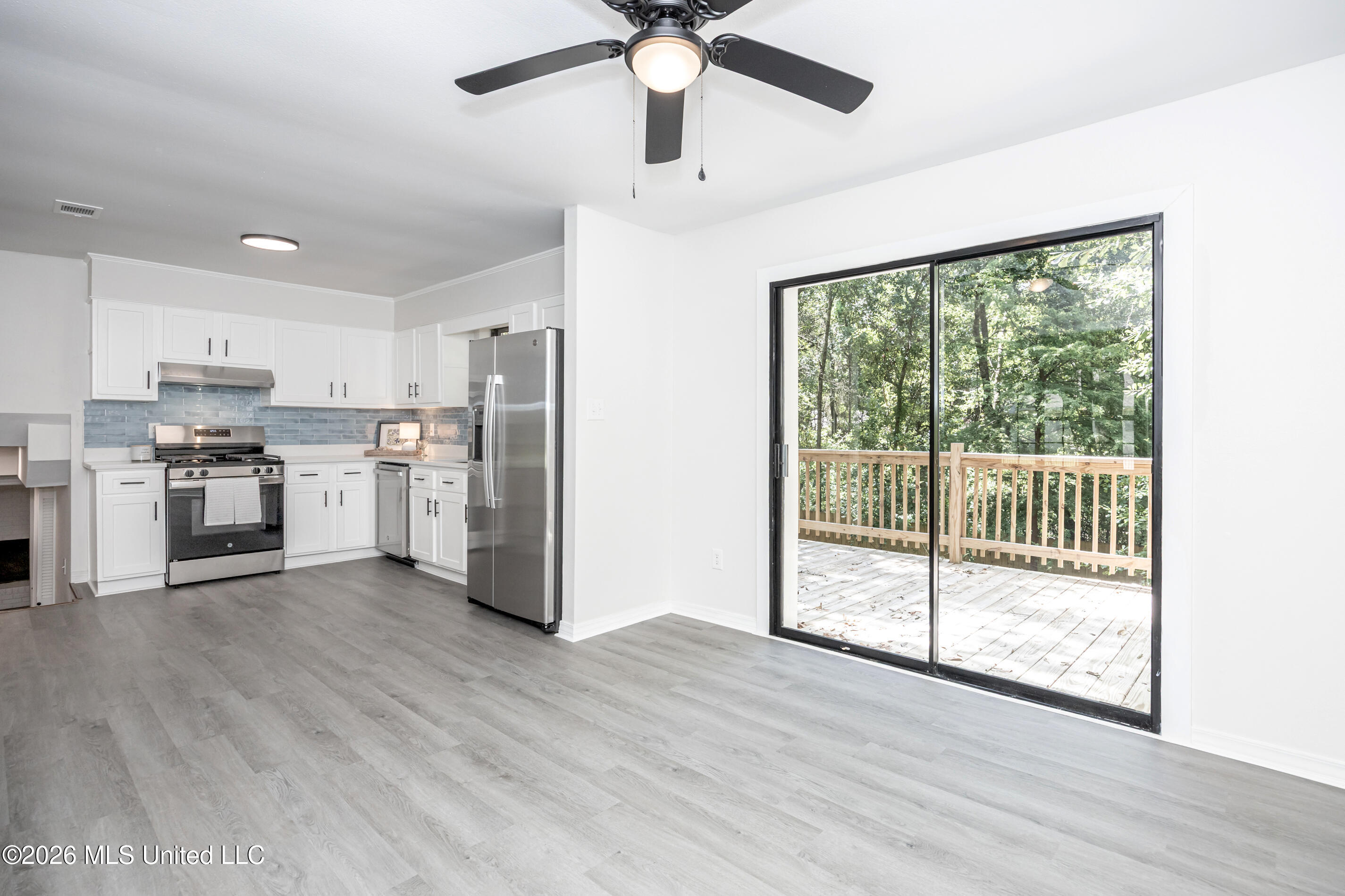 2550 Davidson Road Property Photo 13