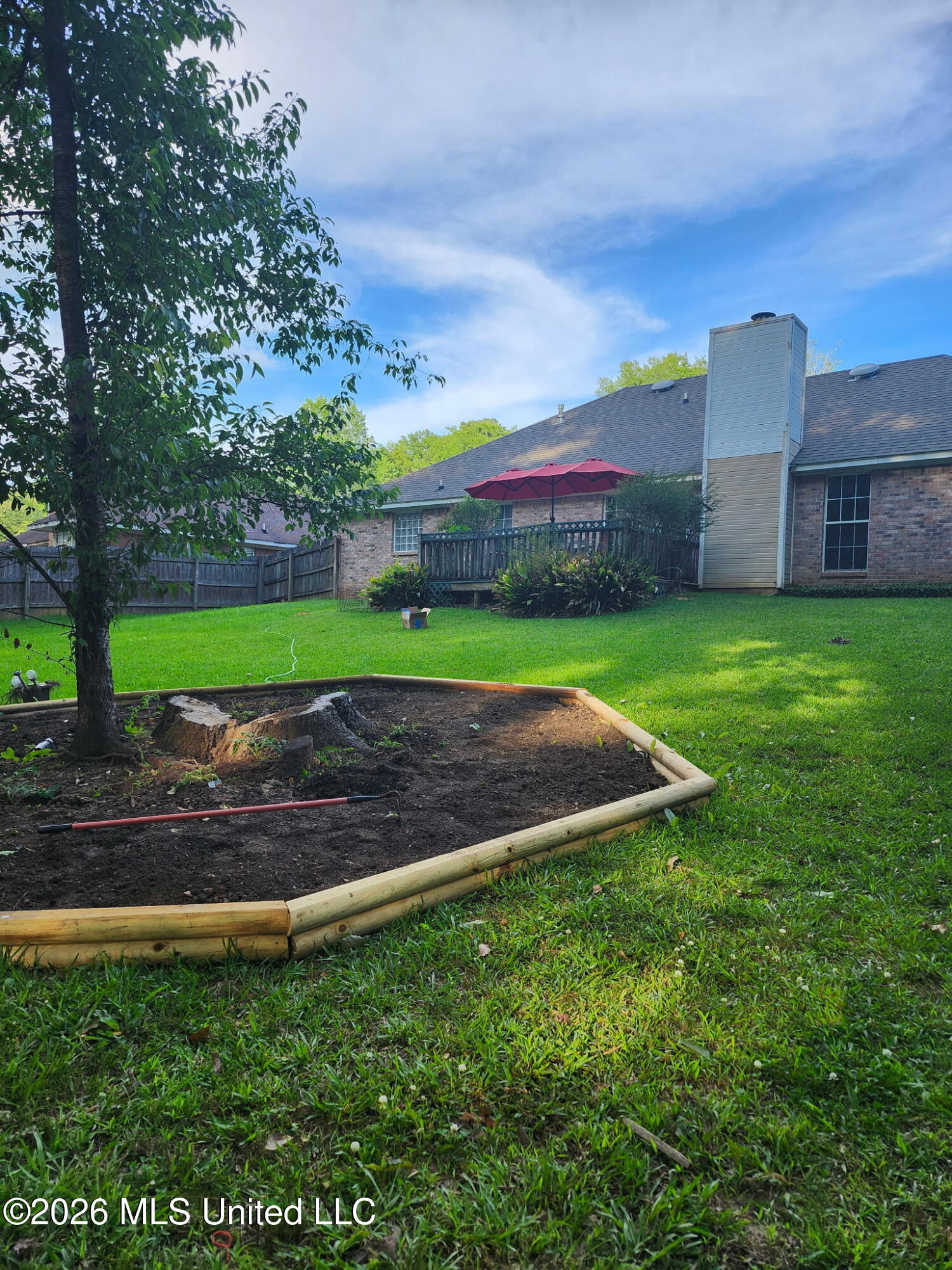 4247 Oak Lake Drive Property Photo 10