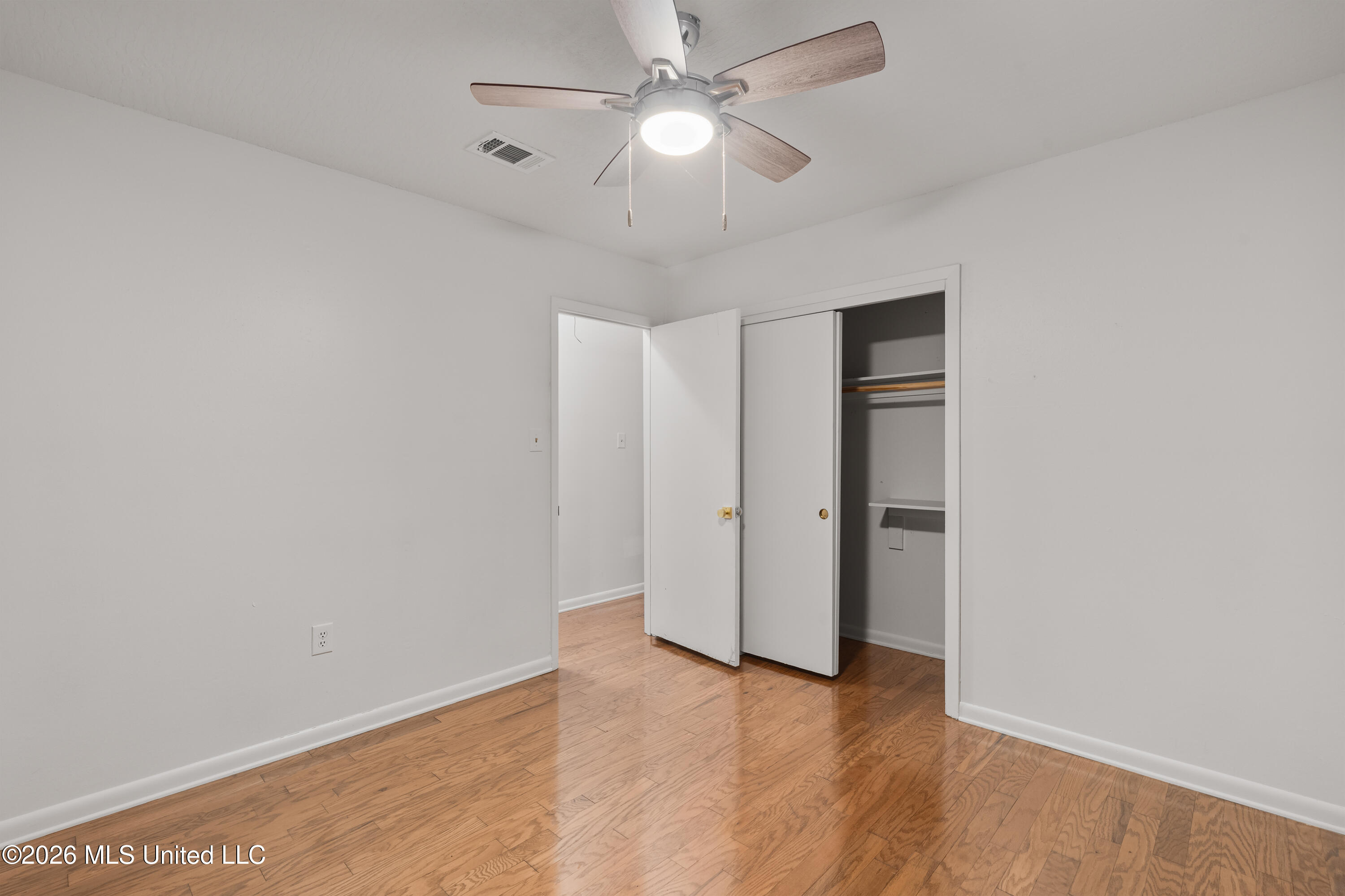 100 Virginia Drive Property Photo 17