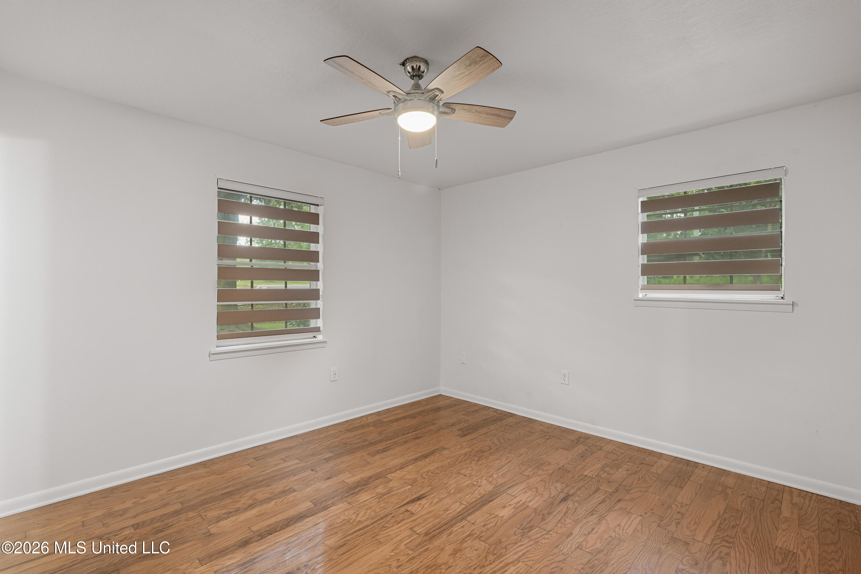 100 Virginia Drive Property Photo 18