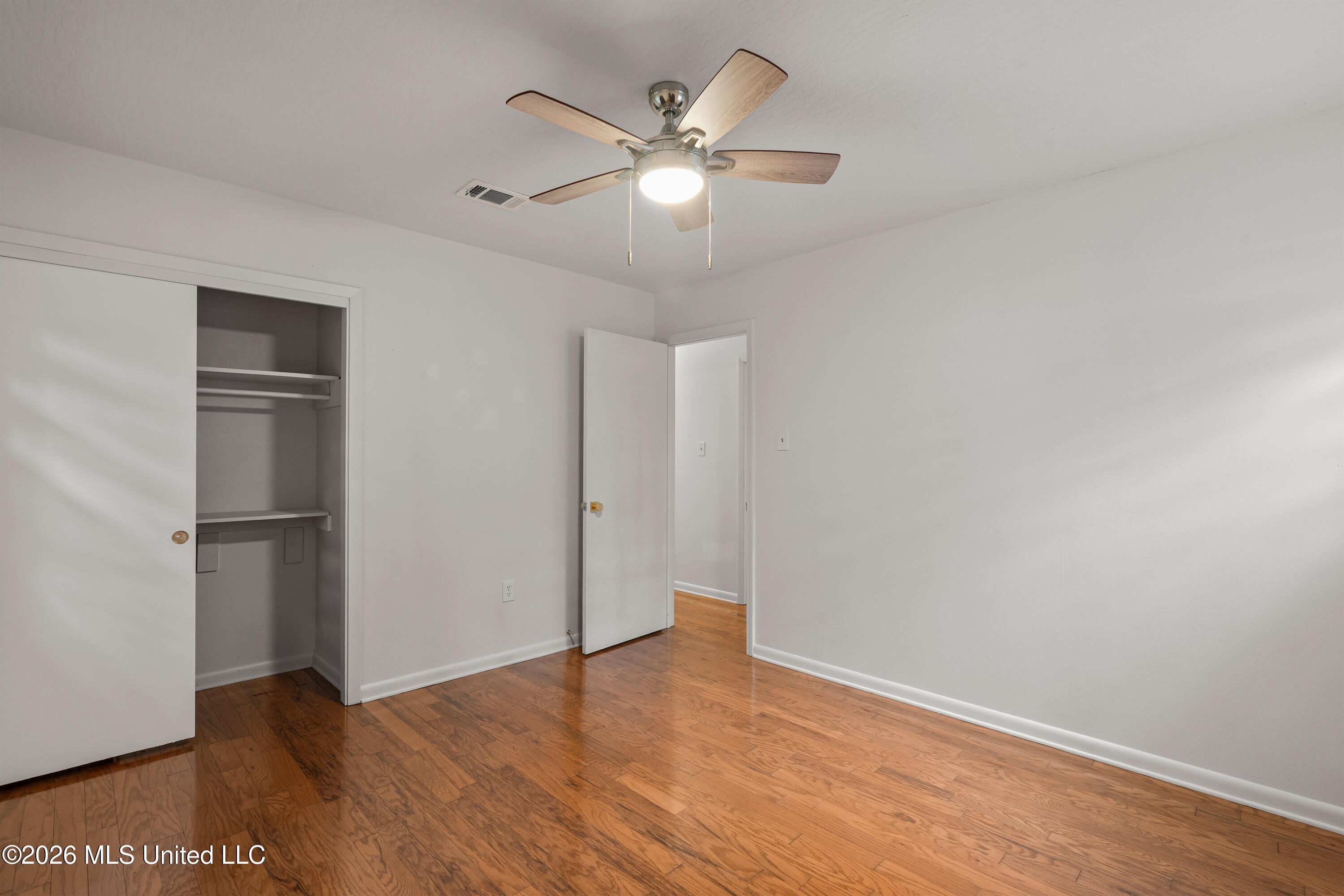 100 Virginia Drive Property Photo 23