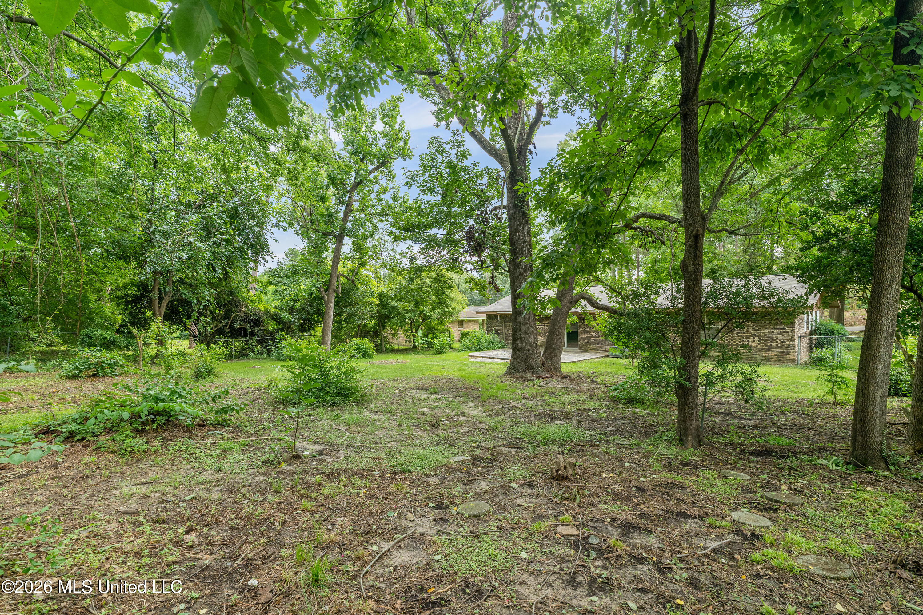 100 Virginia Drive Property Photo 27