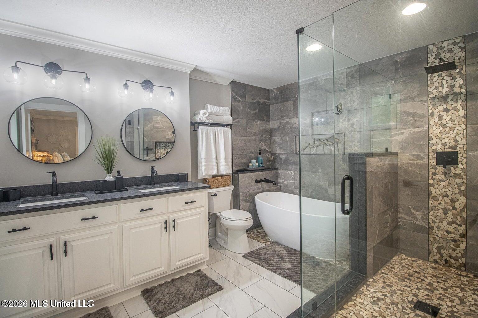105 Sea Pine Street Property Photo 25