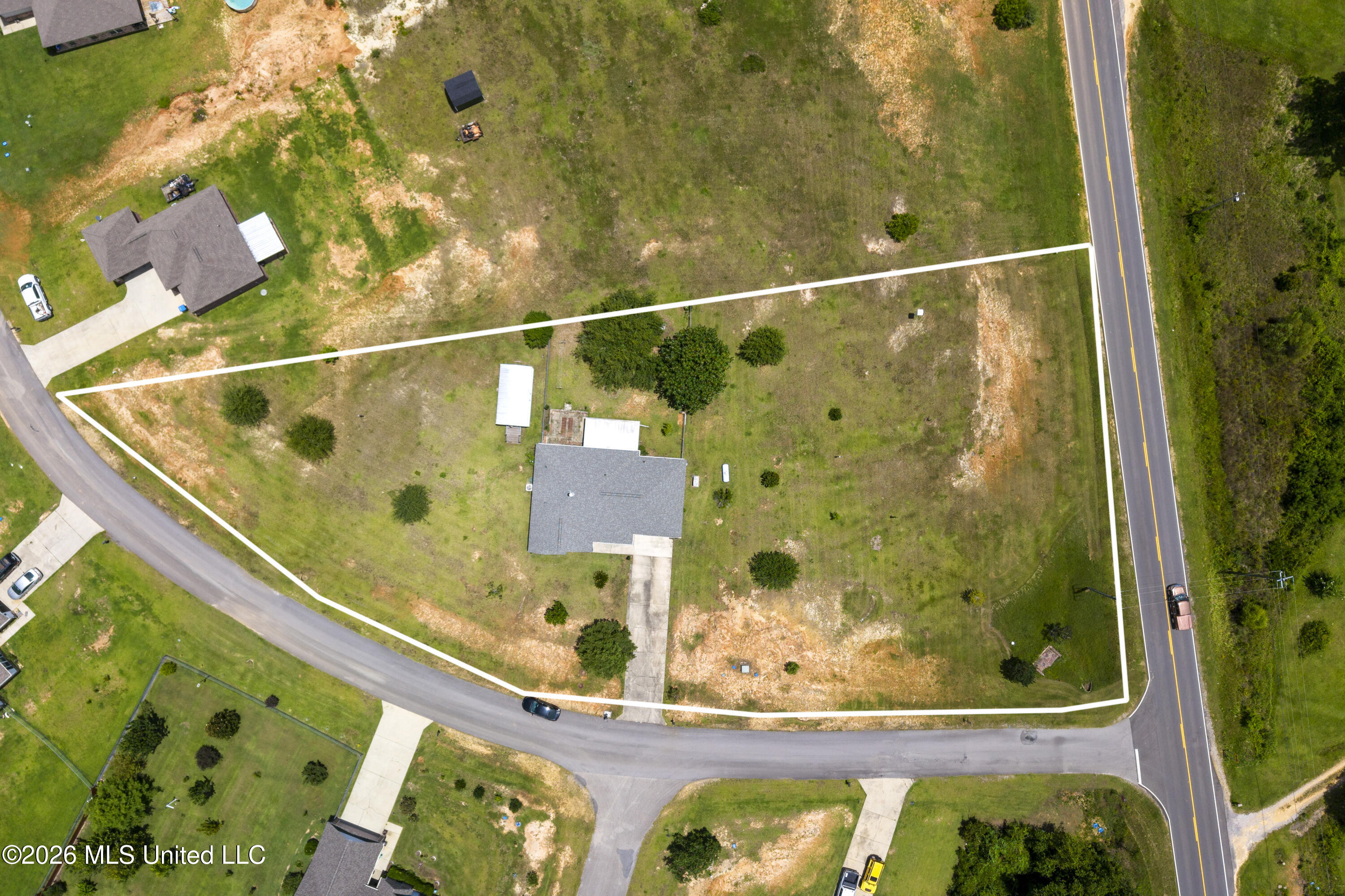 10 Trace Drive Property Photo 4