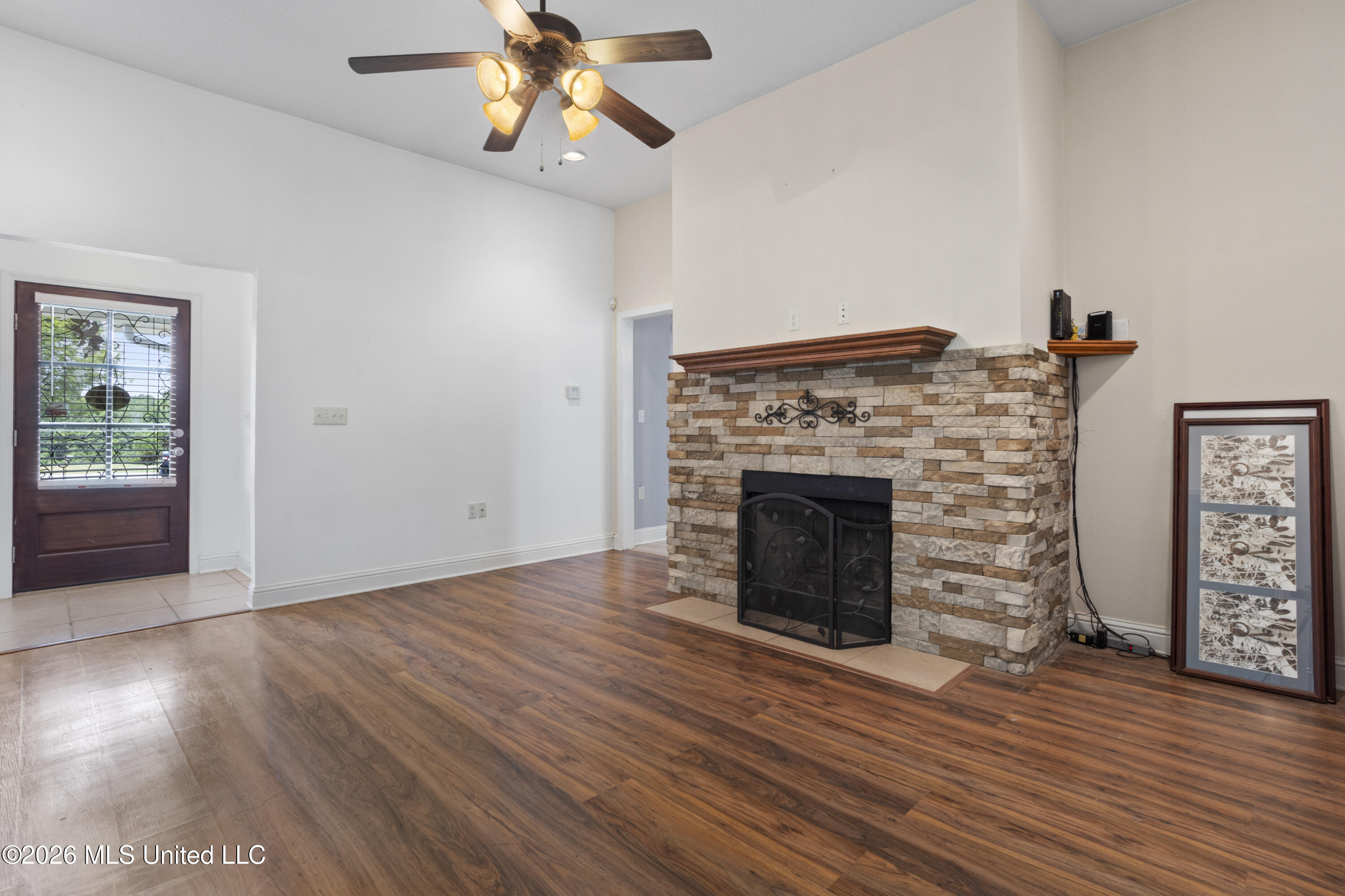 10 Trace Drive Property Photo 6