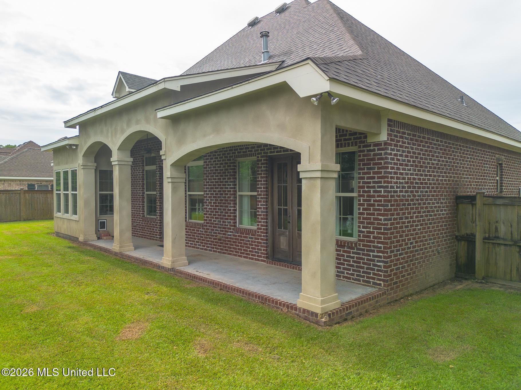 930 Caroline Drive Property Photo 30