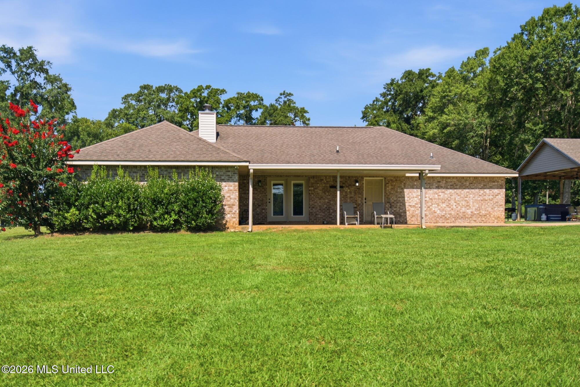 240 Old Highway 63 North Property Photo 23