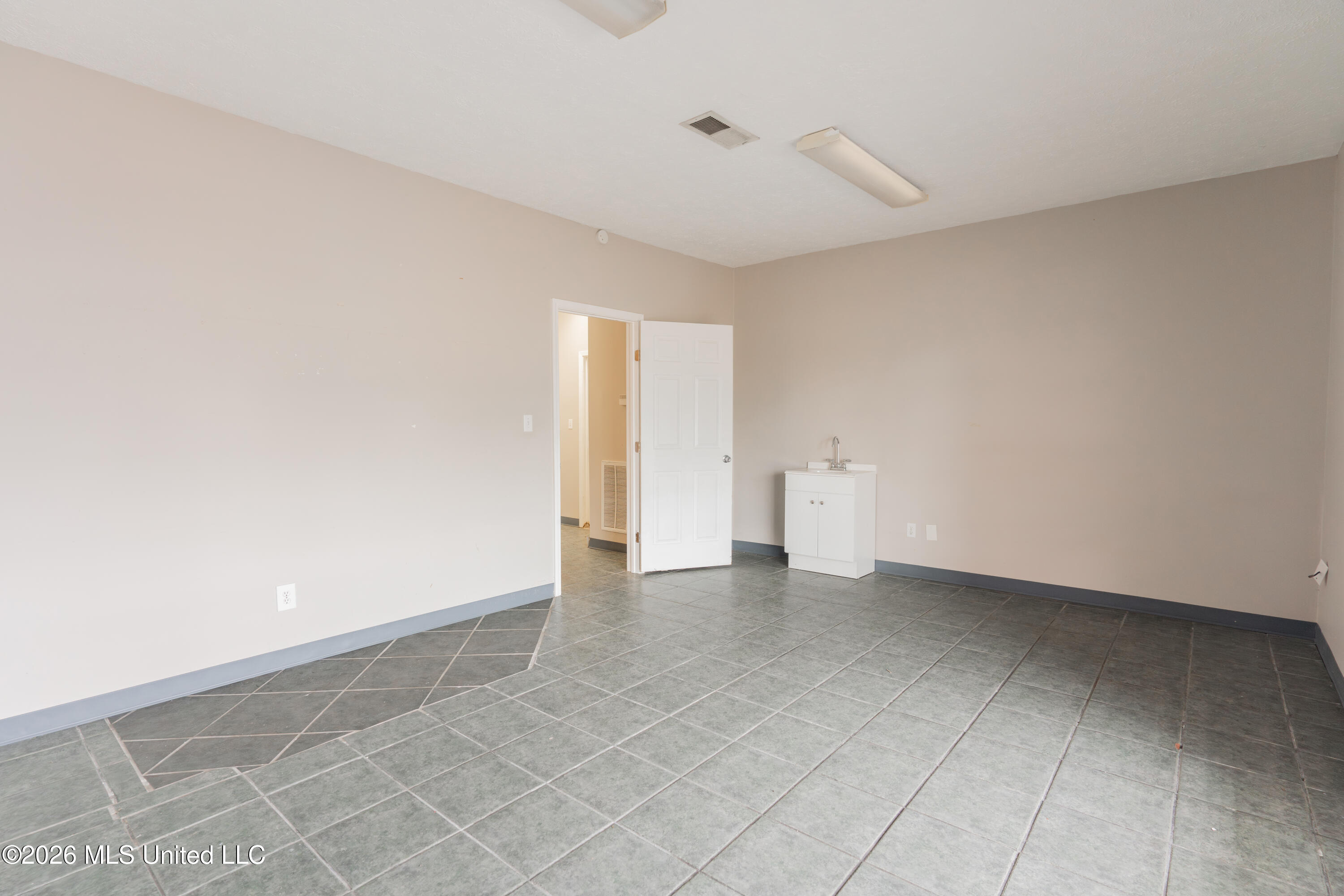 610 Us-80 Property Photo 15