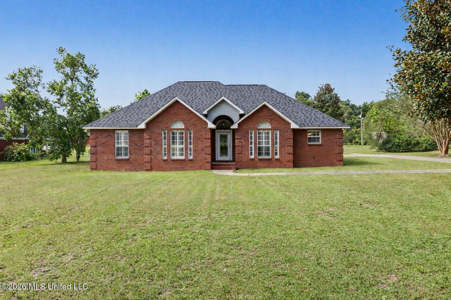 5105 Remington Road Property Photo 1