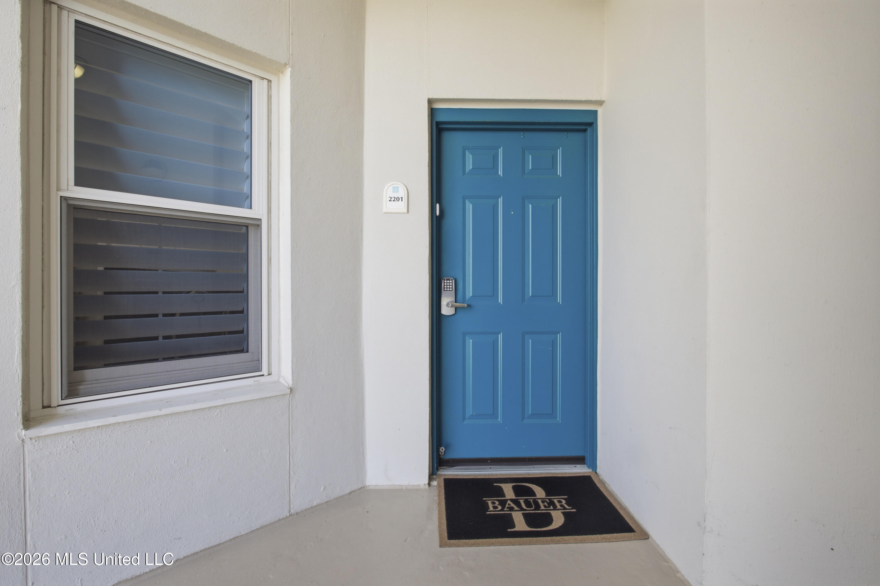 2668 Beach Boulevard Property Photo 5