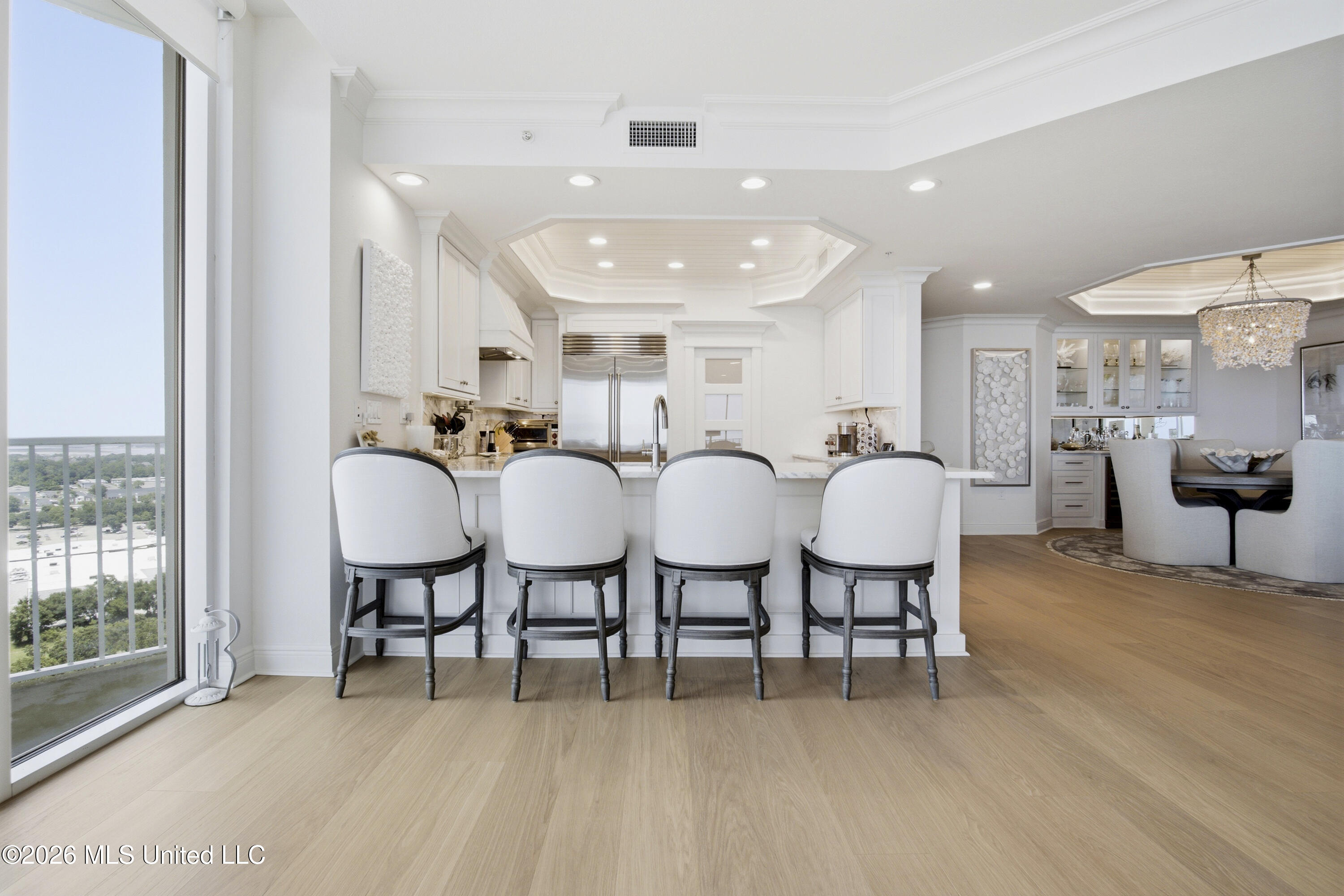 2668 Beach Boulevard Property Photo 14
