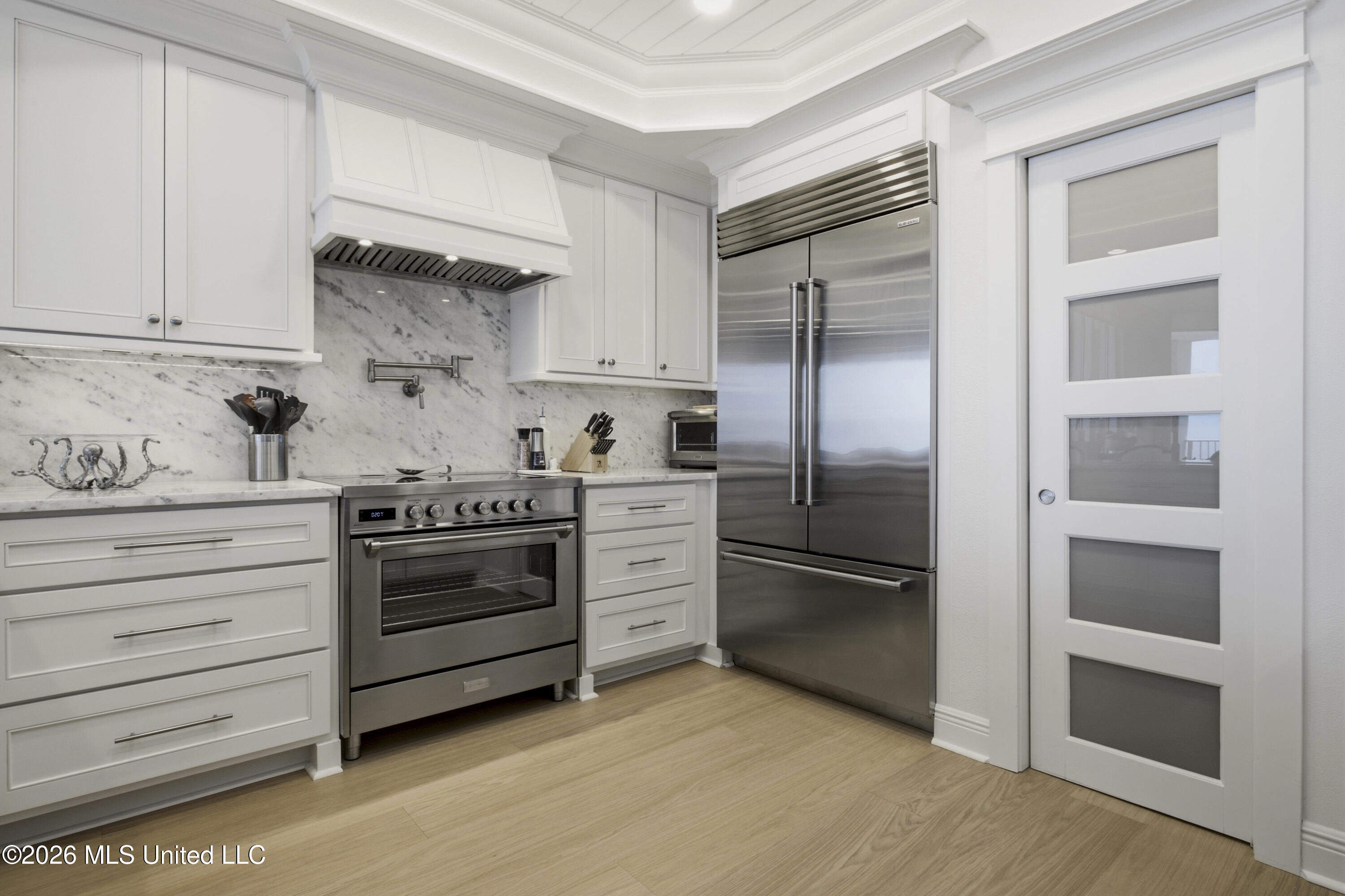 2668 Beach Boulevard Property Photo 20