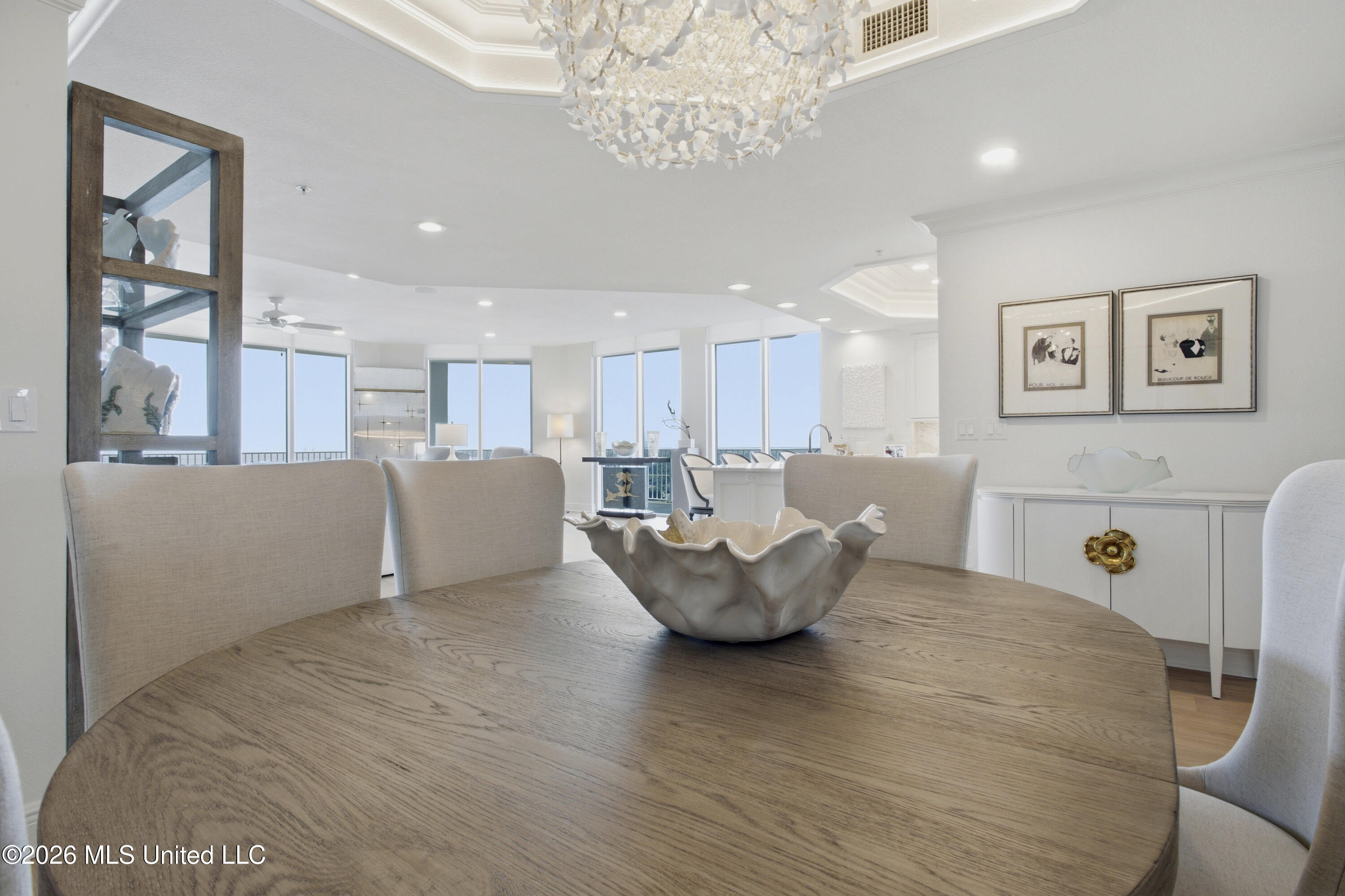 2668 Beach Boulevard Property Photo 27
