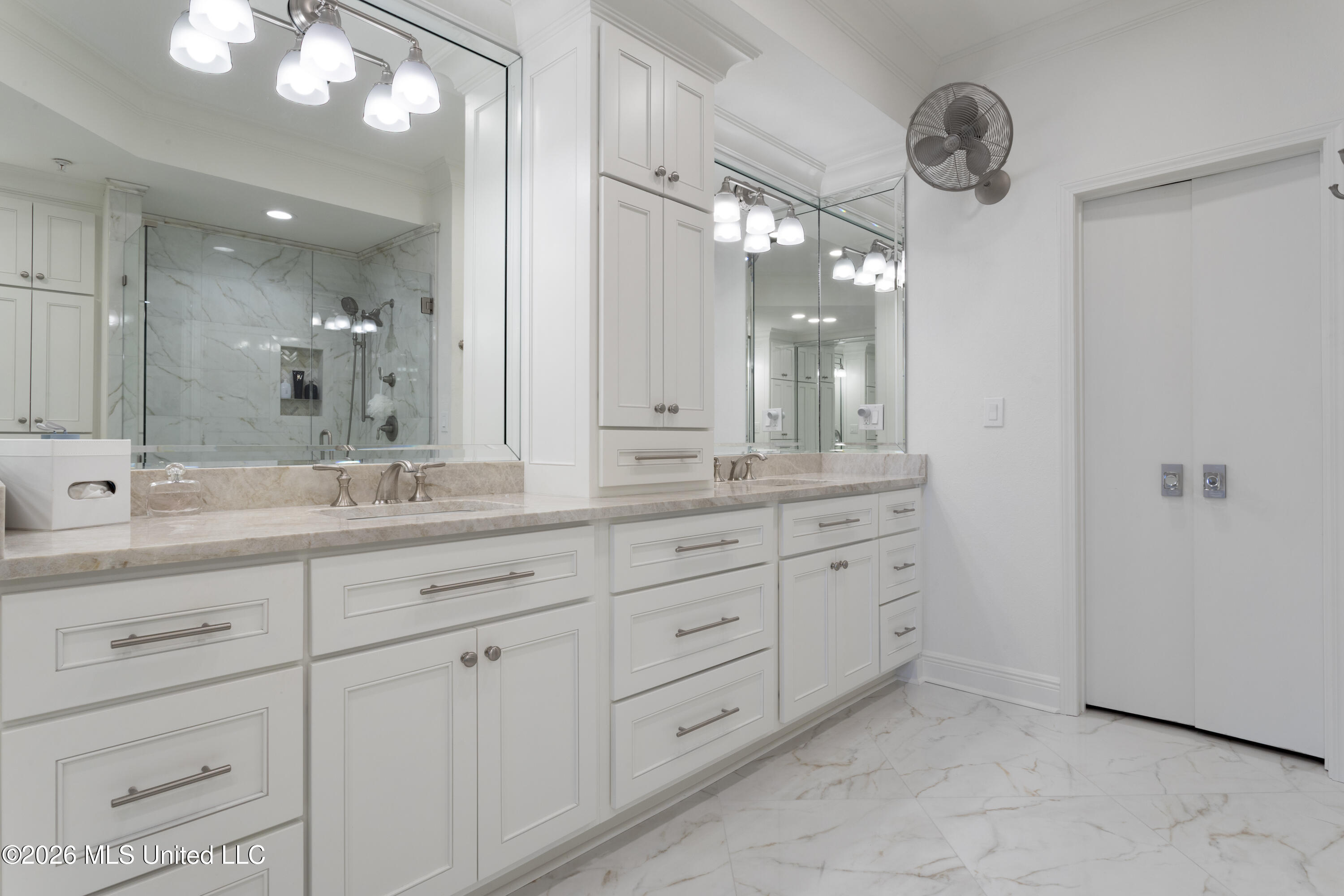 2668 Beach Boulevard Property Photo 36
