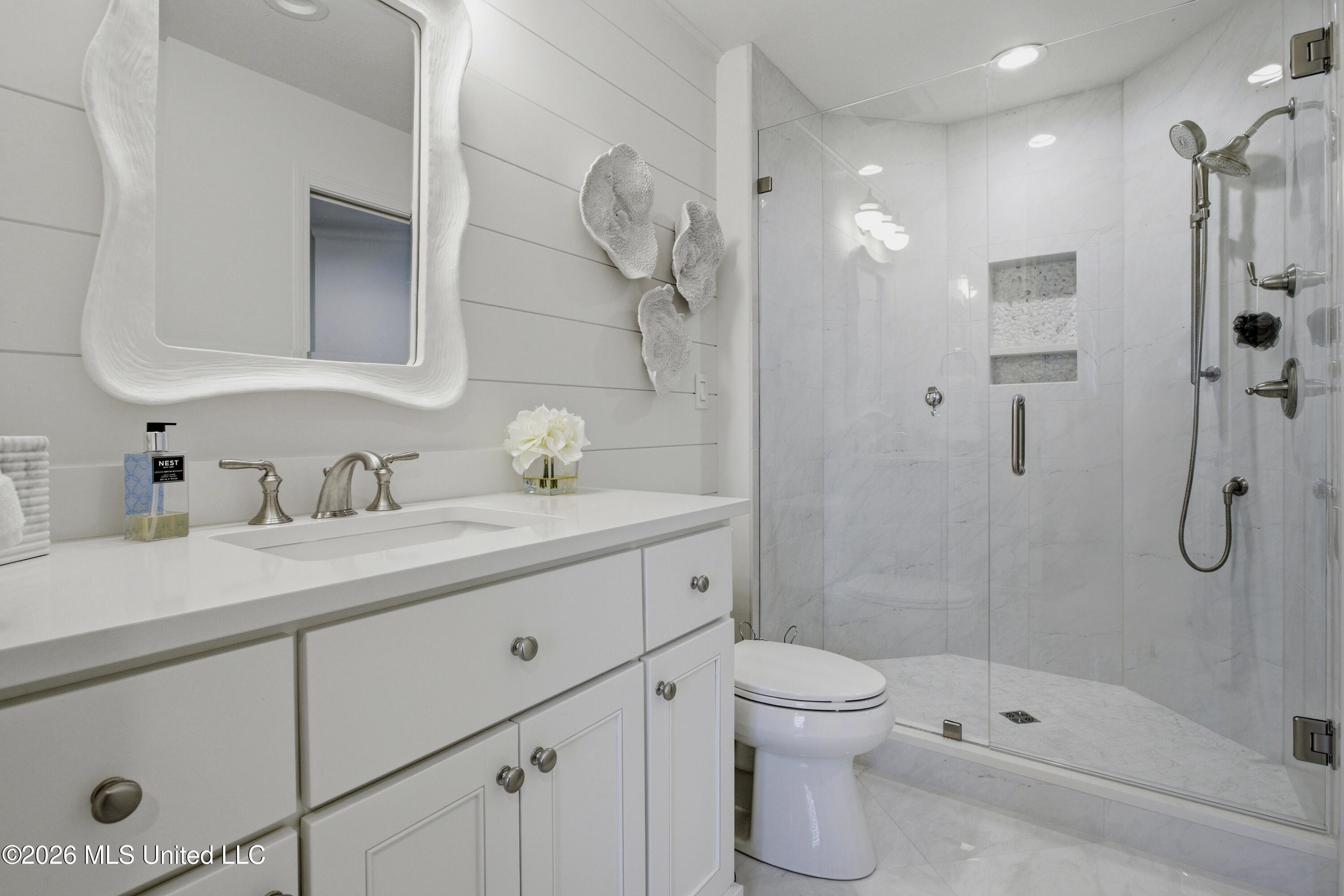 2668 Beach Boulevard Property Photo 46