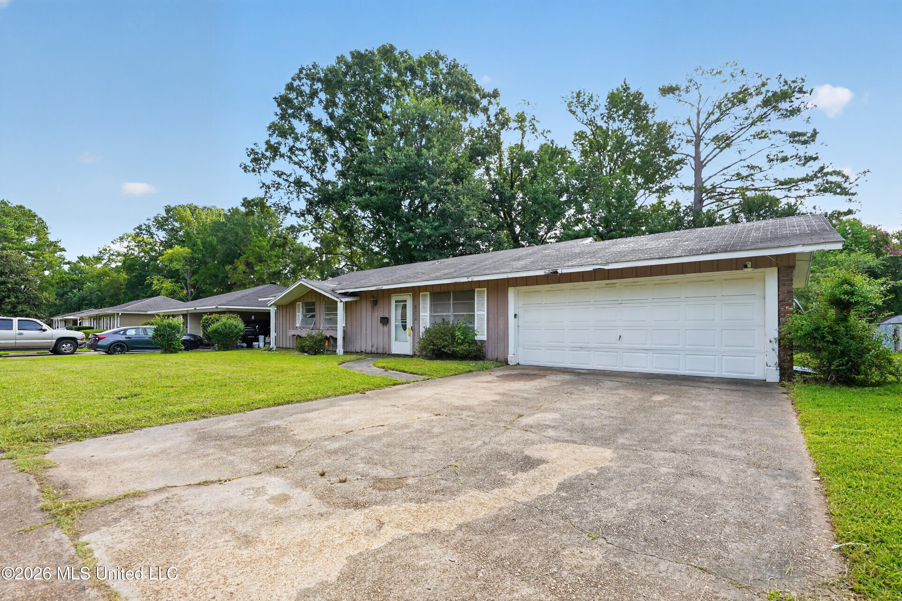 5312 Cedar Park Drive Property Photo 3