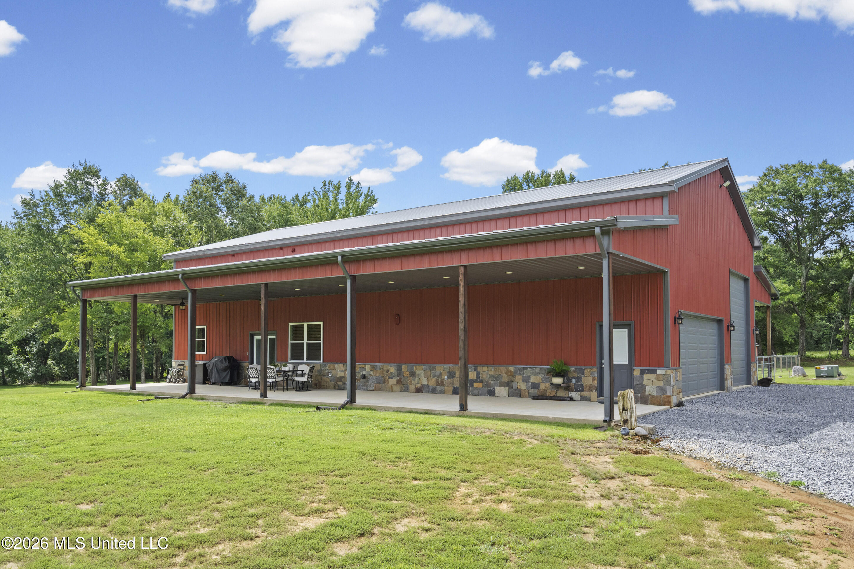 5435 Bright Road Property Photo 1