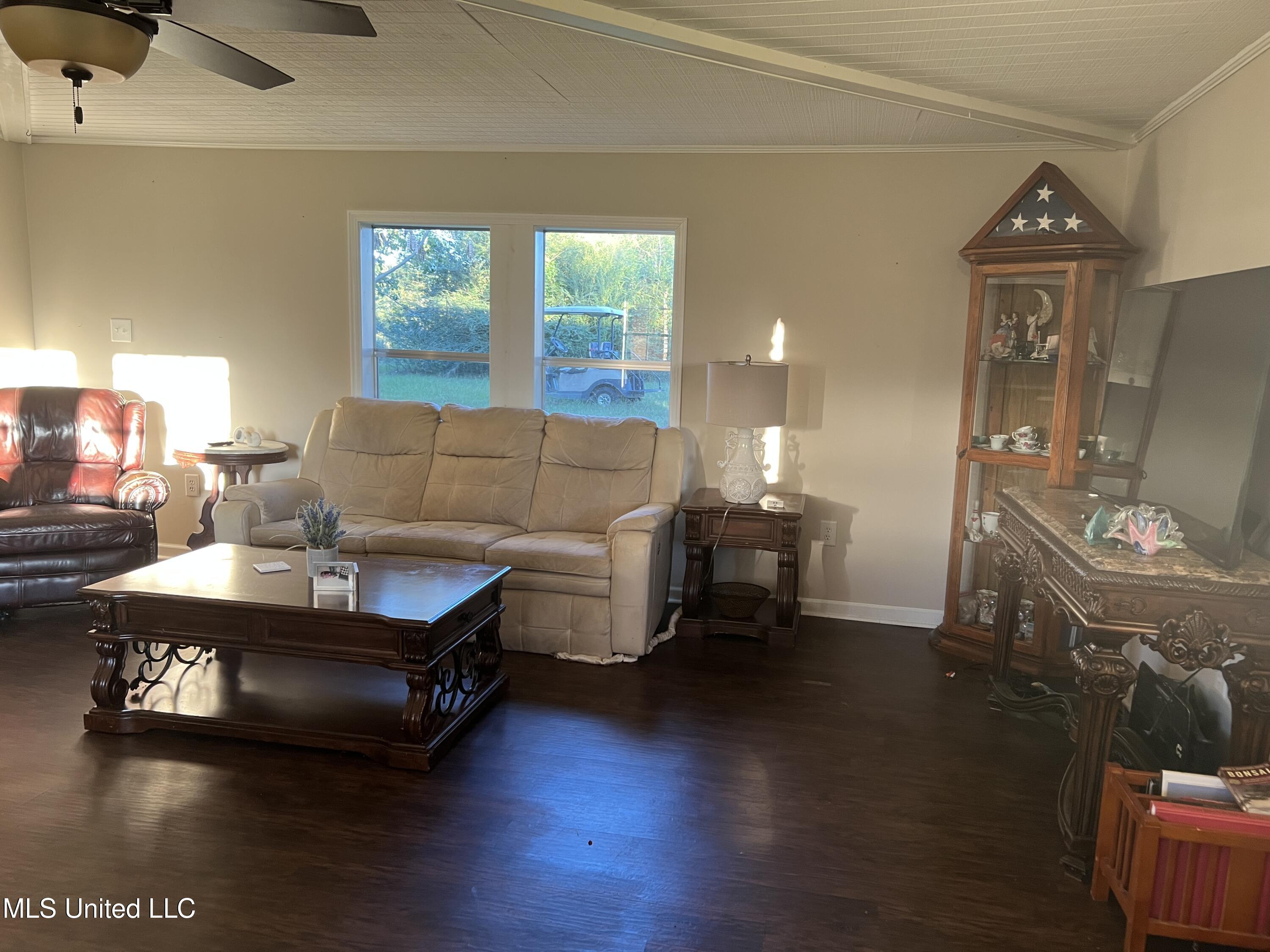 2066 S 569 Highway Property Photo 19