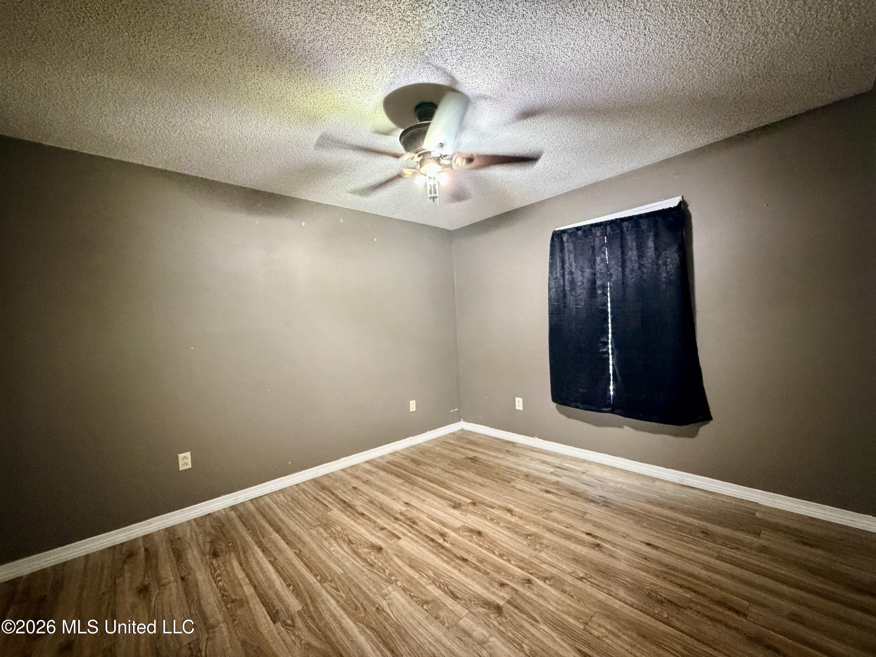 2269 River Road Property Photo 10