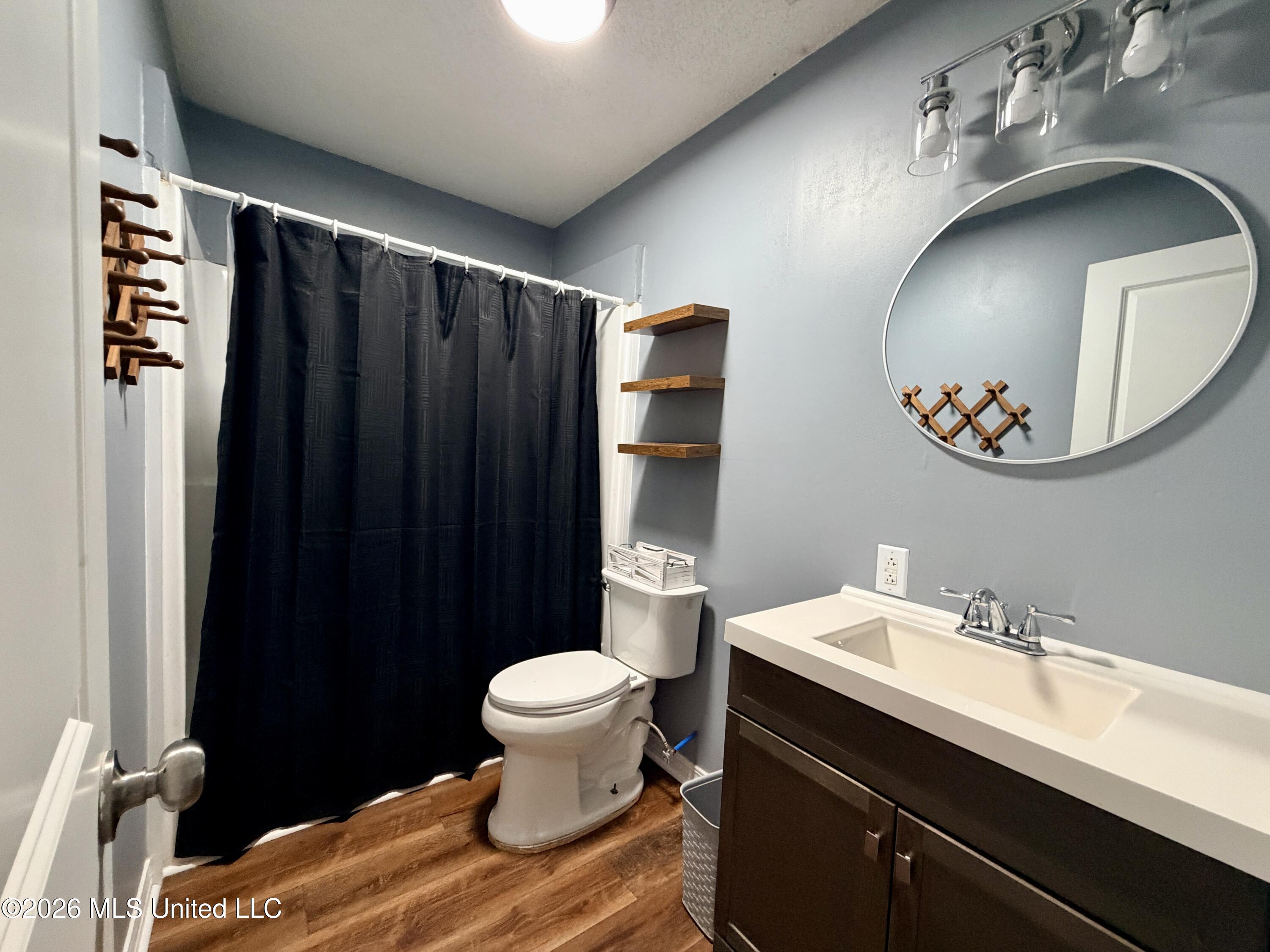 2269 River Road Property Photo 15