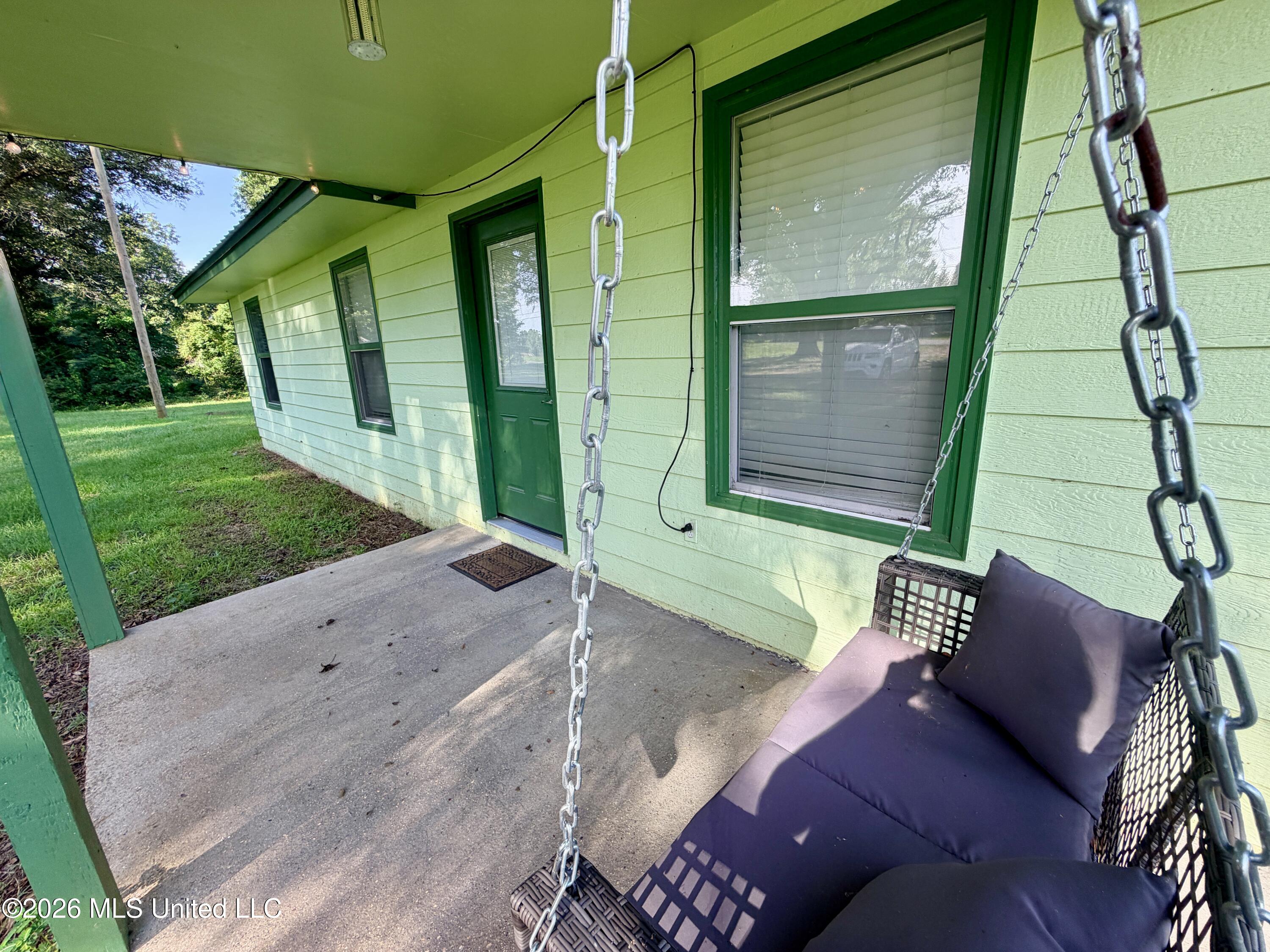 2269 River Road Property Photo 20