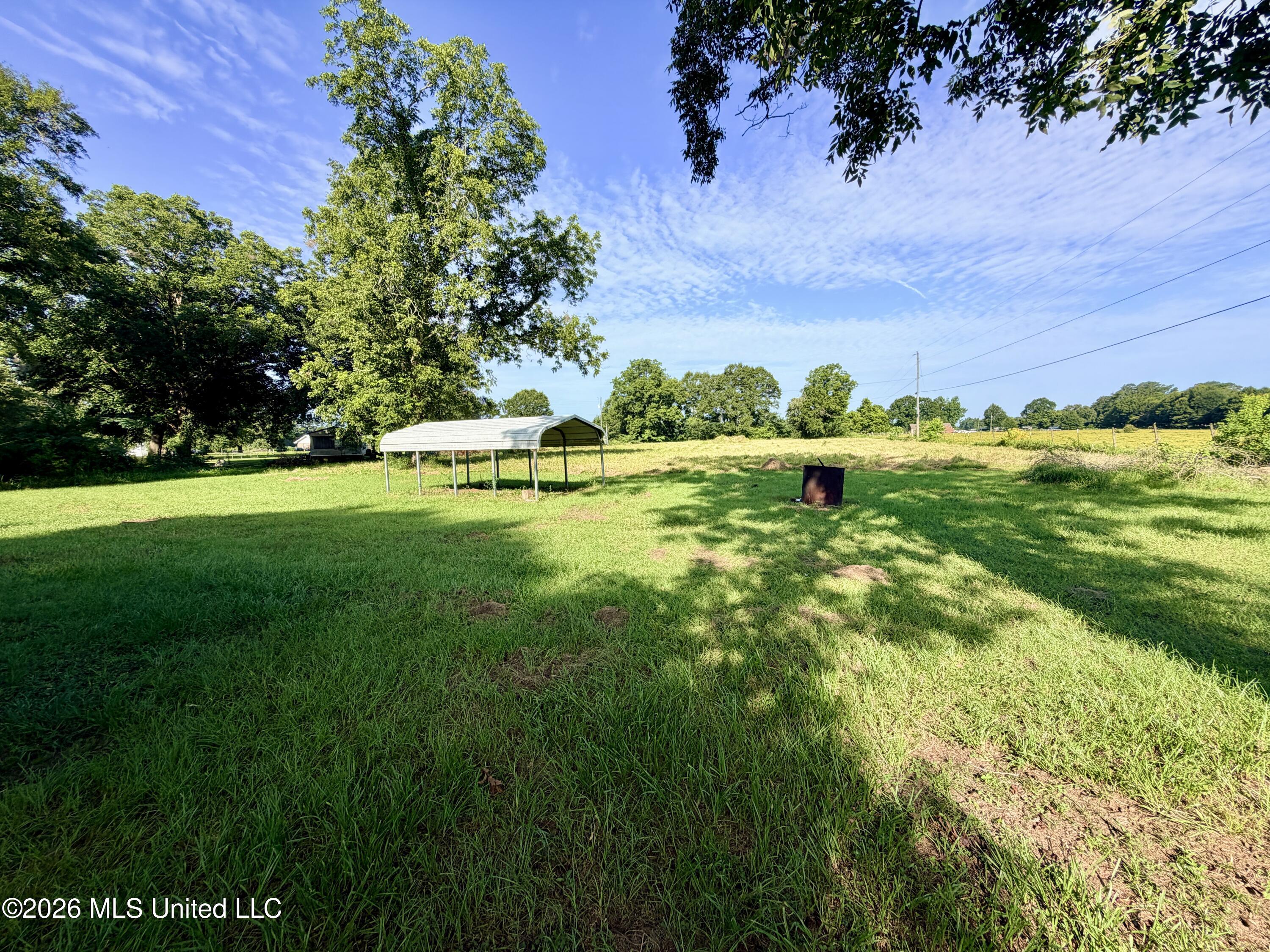 2269 River Road Property Photo 23