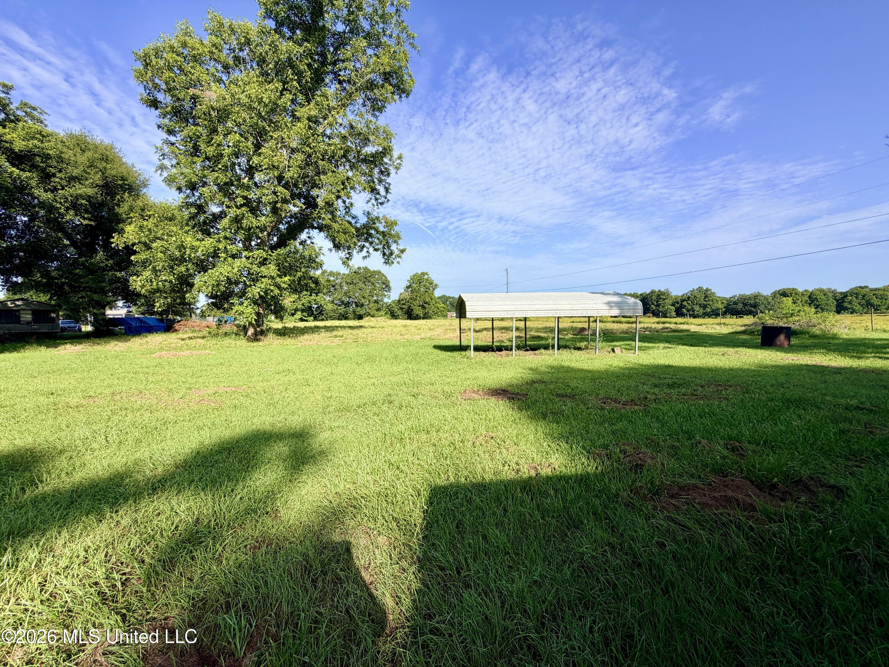 2269 River Road Property Photo 24