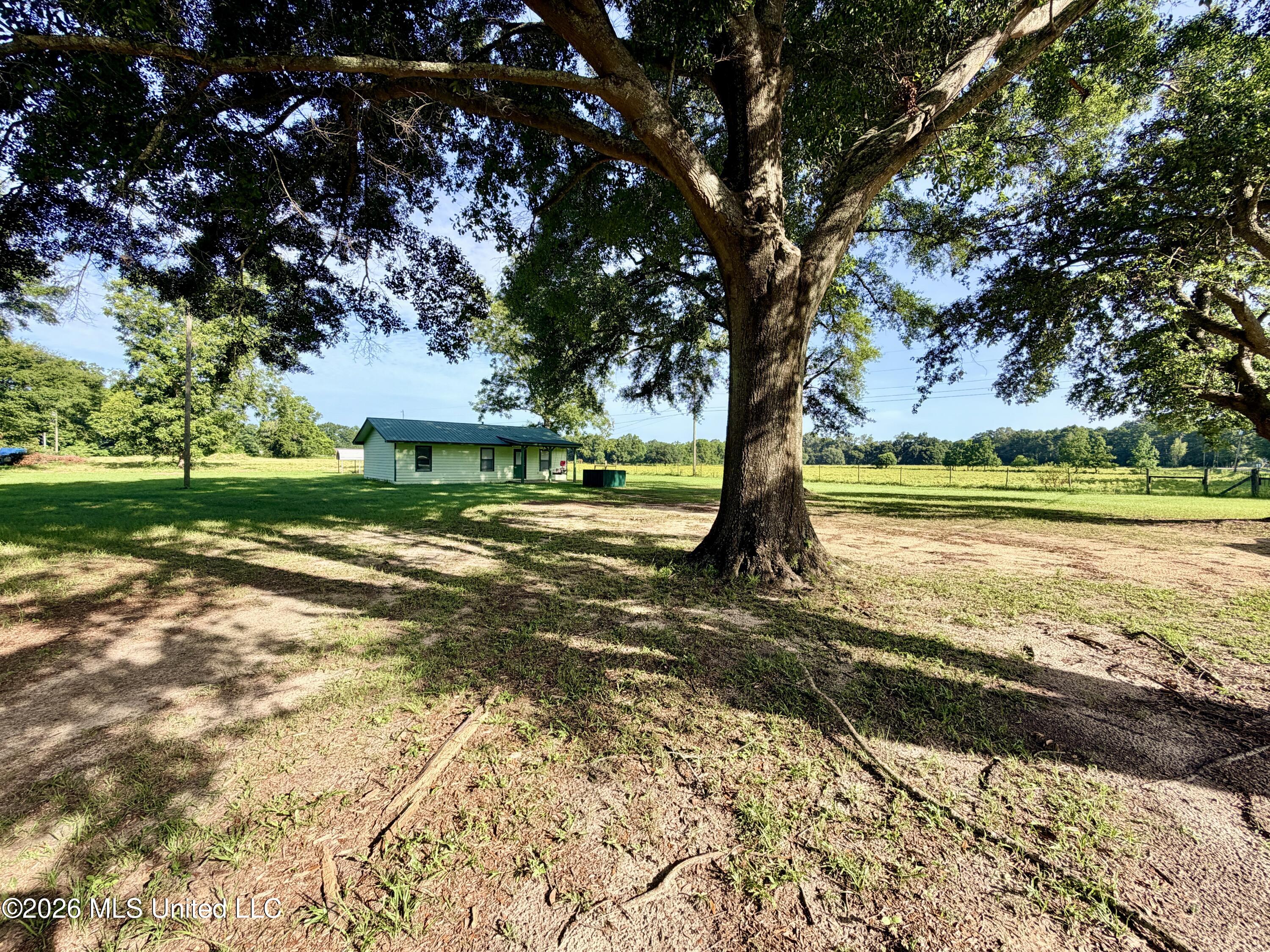 2269 River Road Property Photo 30
