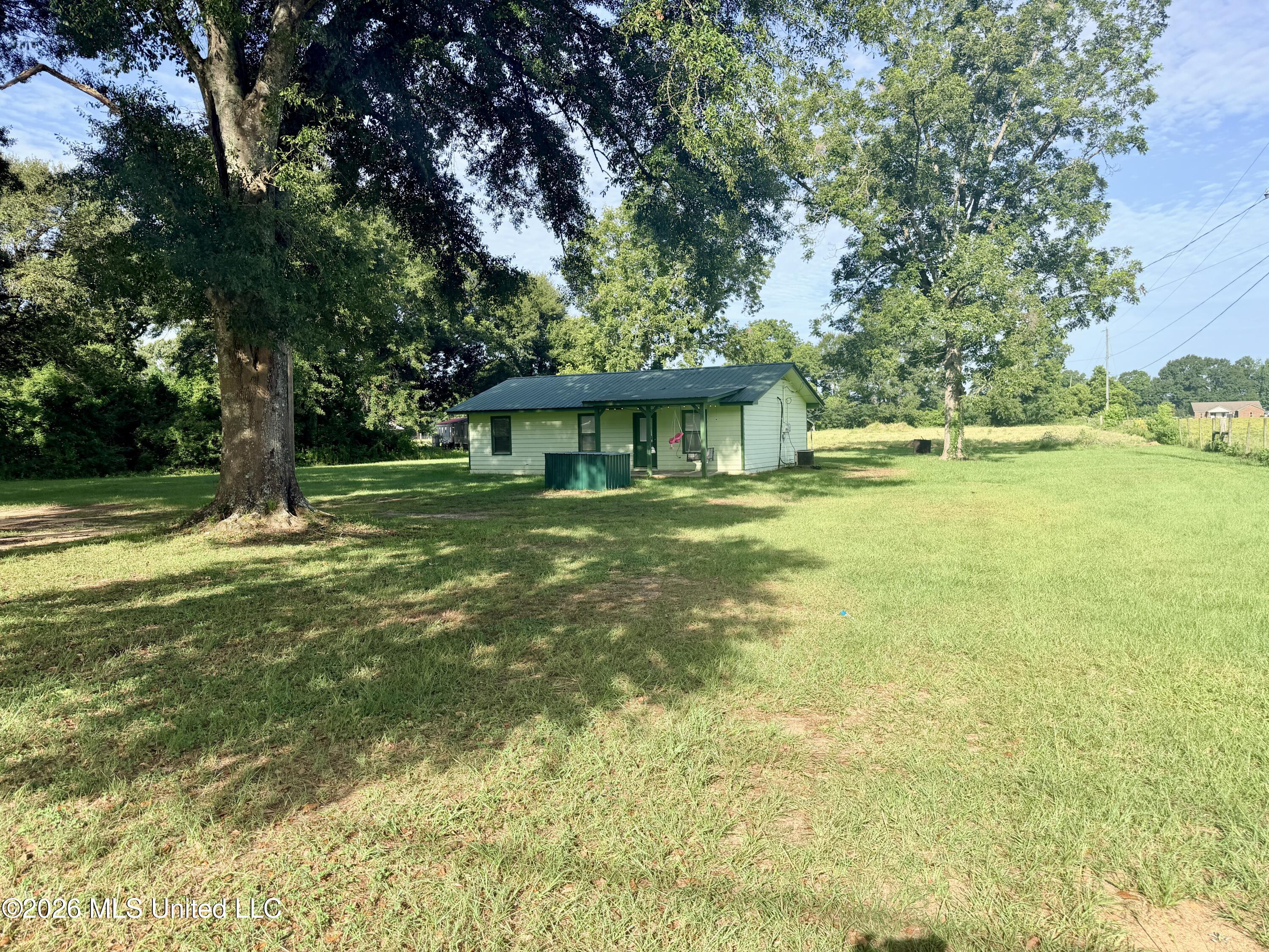 2269 River Road Property Photo 33