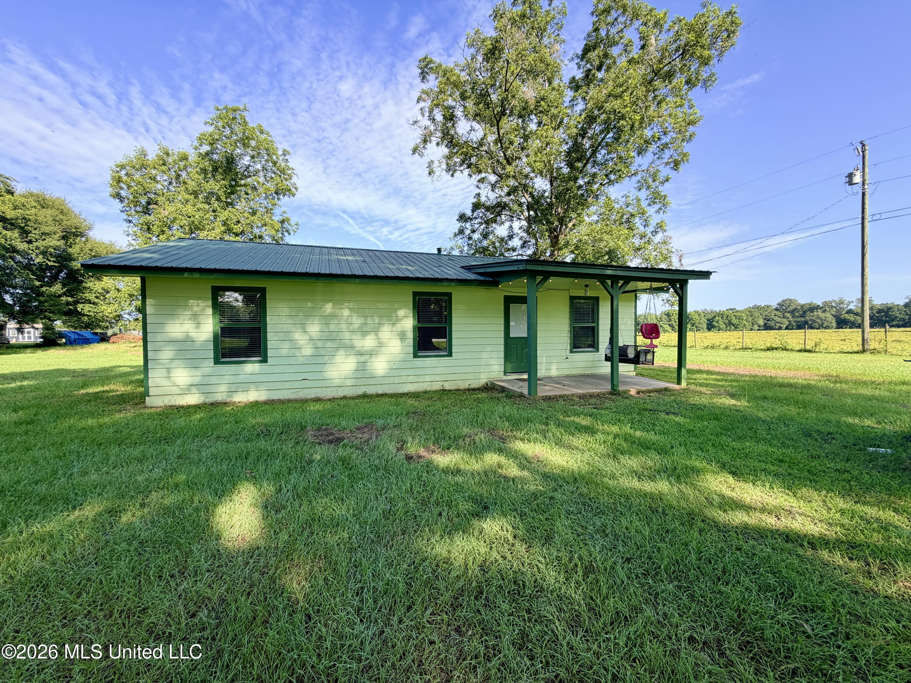 2269 River Road Property Photo 43