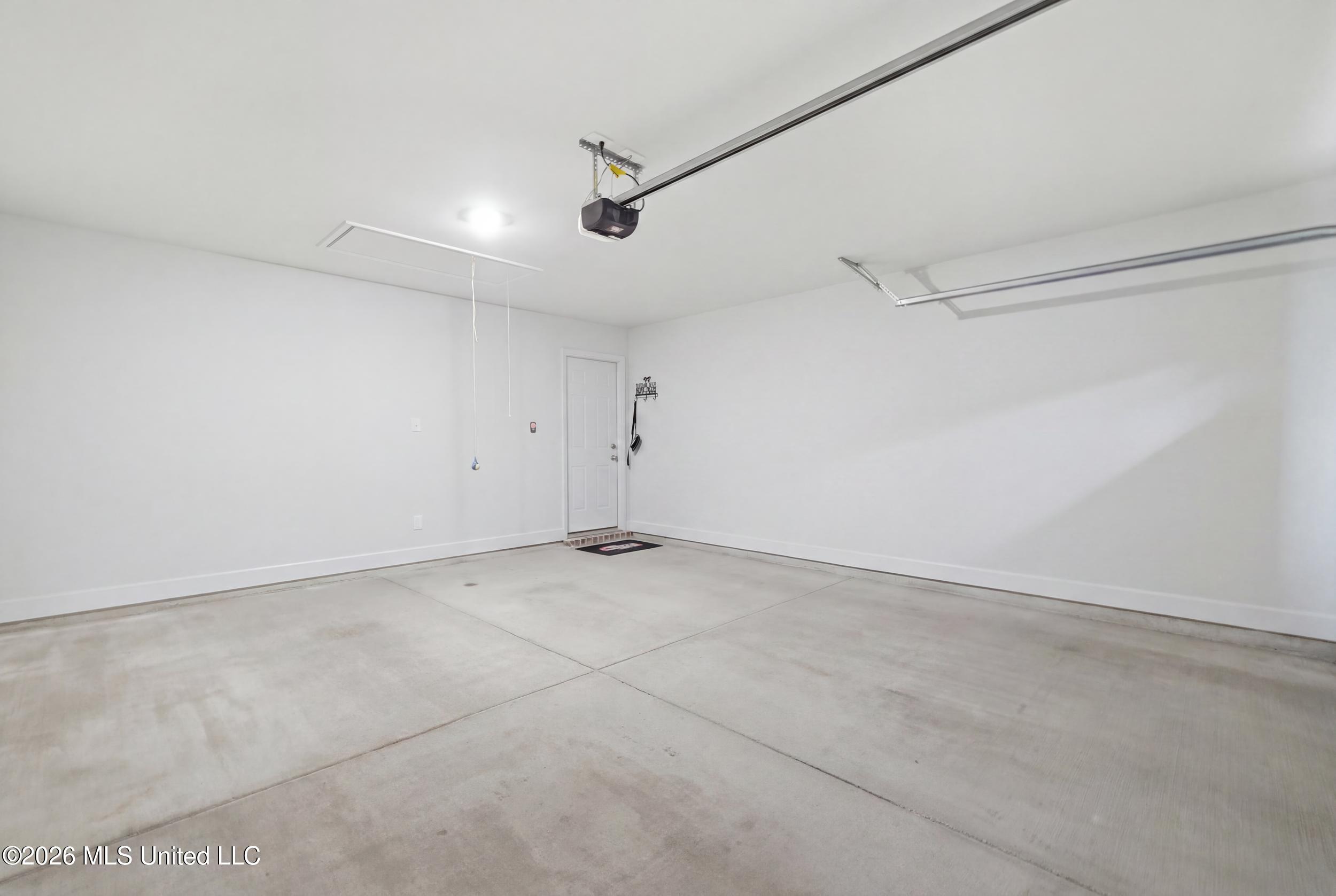 18065 Tiffany Renee Drive Property Photo 34
