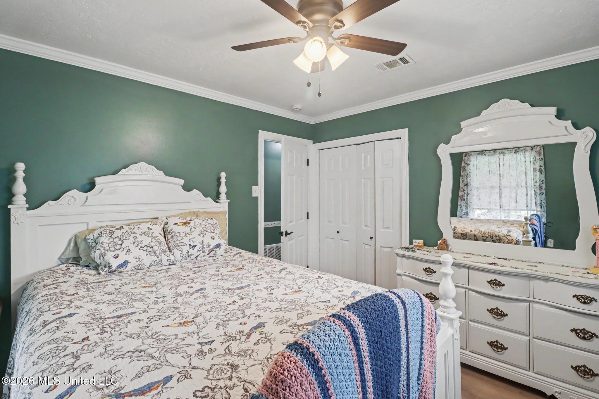 2219 Gregory Boulevard Property Photo 14