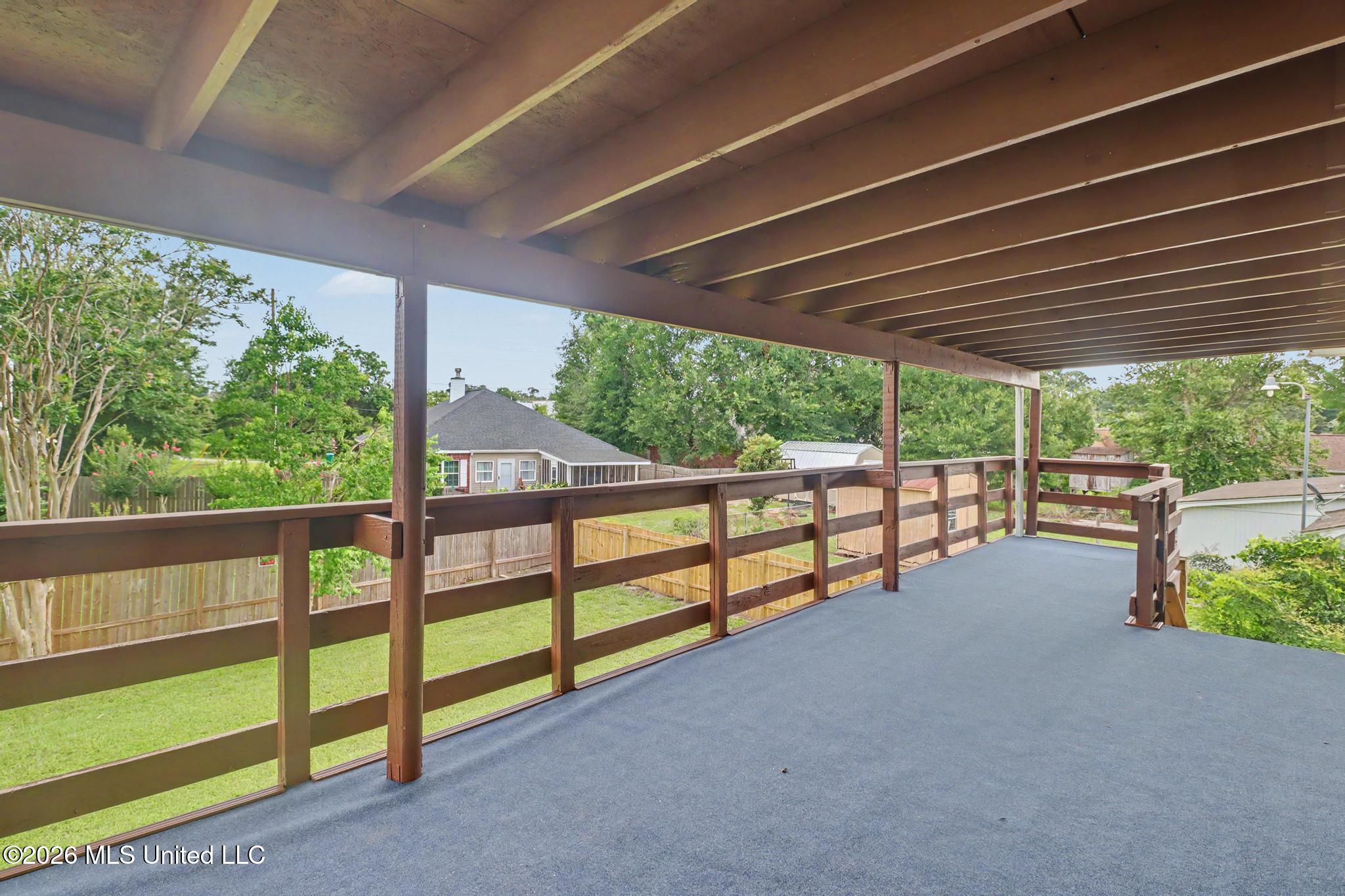2219 Gregory Boulevard Property Photo 23
