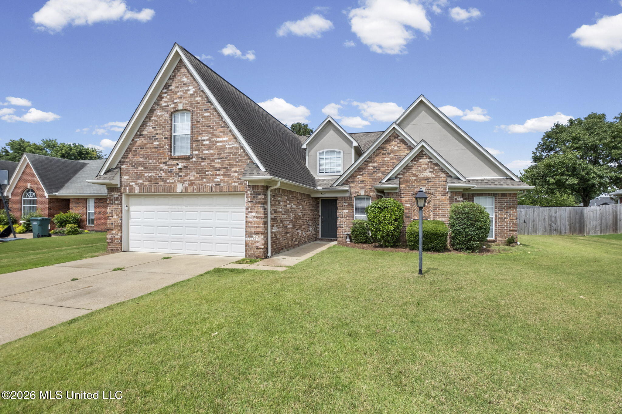 5681 Carter Drive Property Photo 2